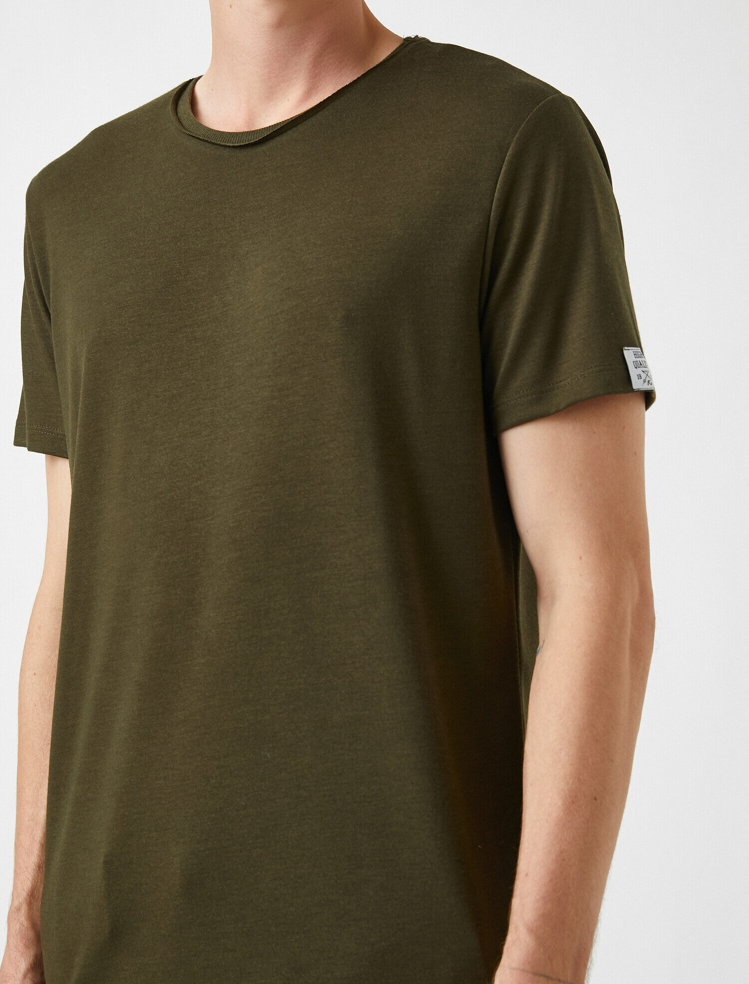   Basic Tişört Bisiklet Yaka