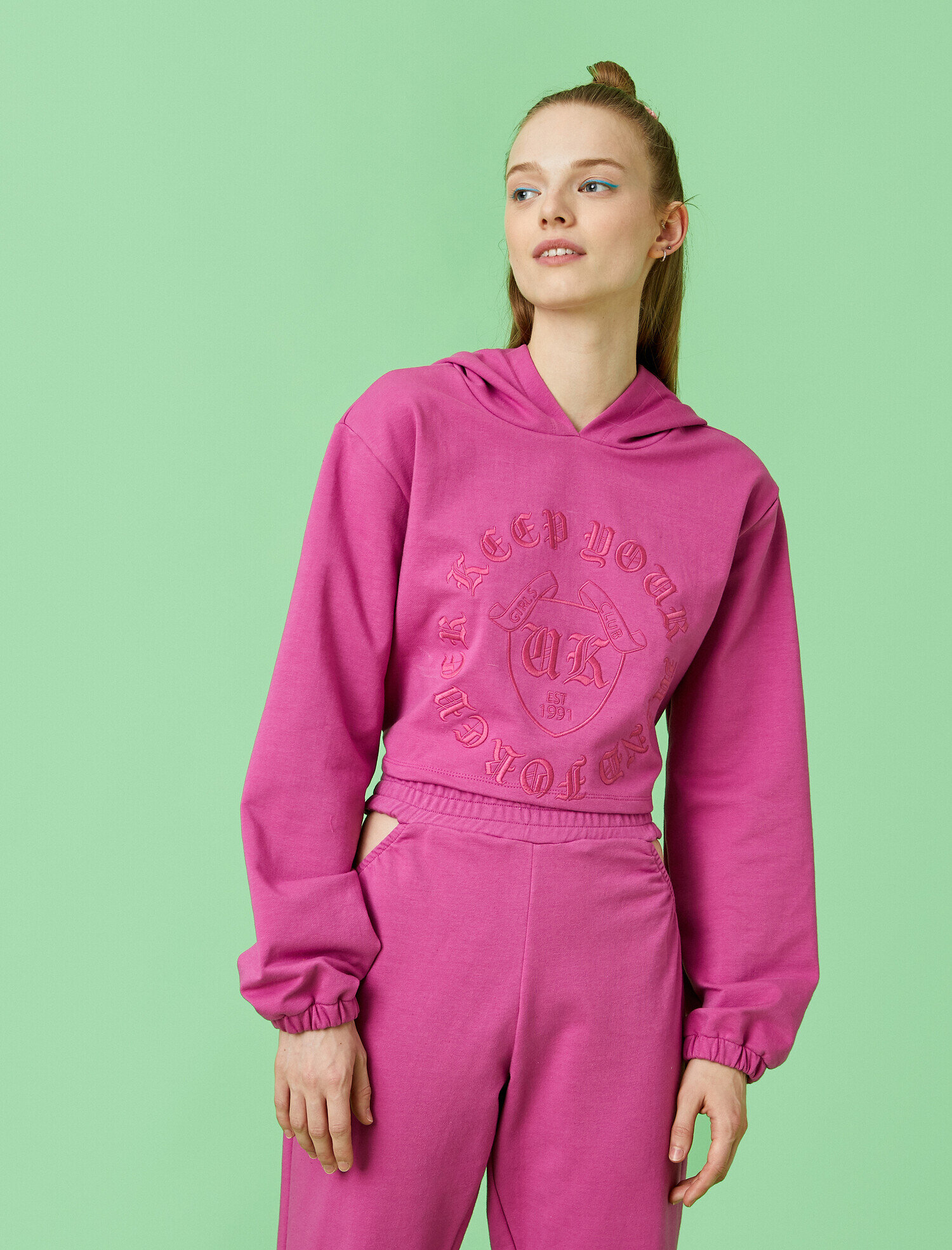   Sırt Dekolteli Kapüşonlu Sweatshirt