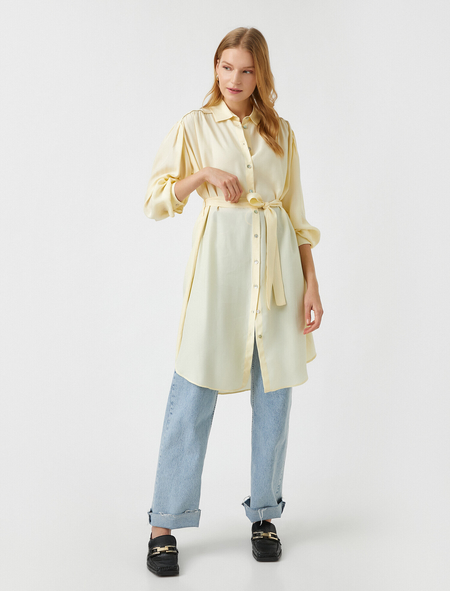   Kemer Detaylı Tunik