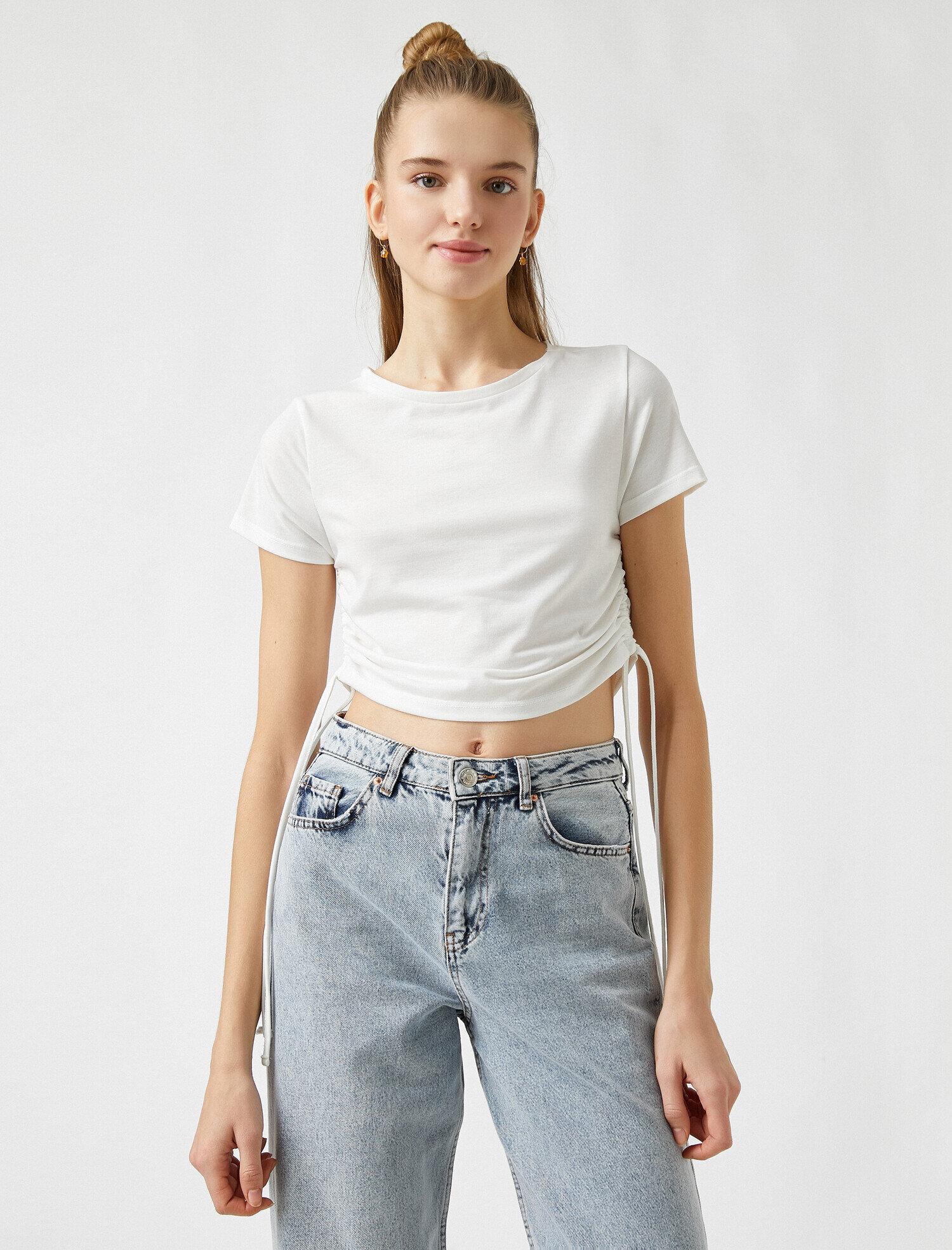   Büzgülü Kısa Kollu Tişört