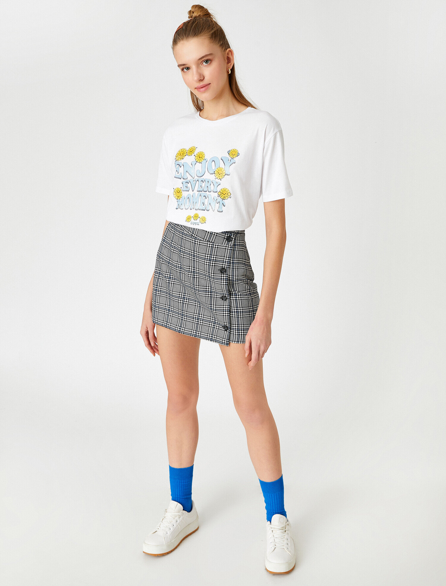   Bisiklet Yaka Kısa Kollu Baskılı Tişört