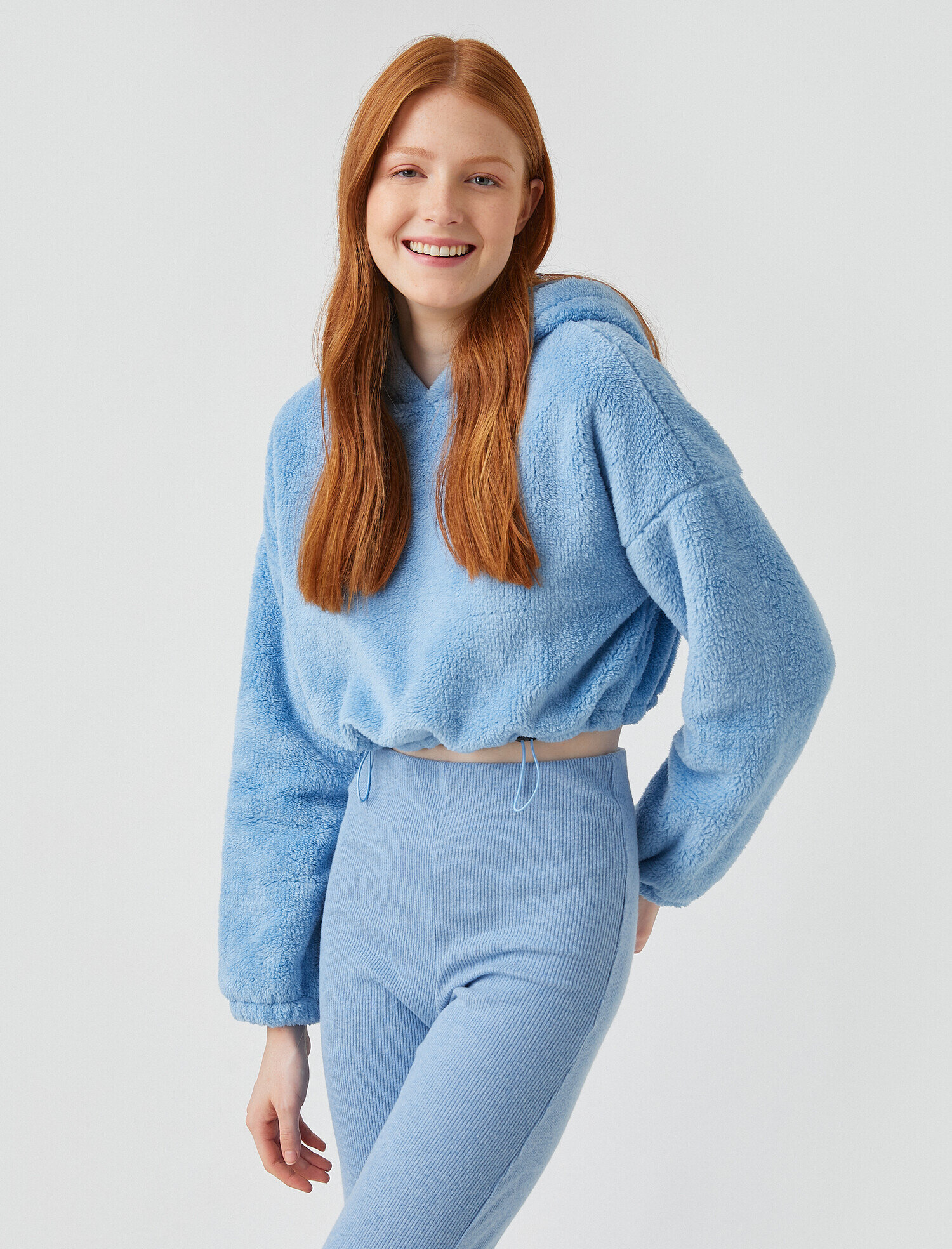   Crop Peluş Uzun Kollu Sweatshirt