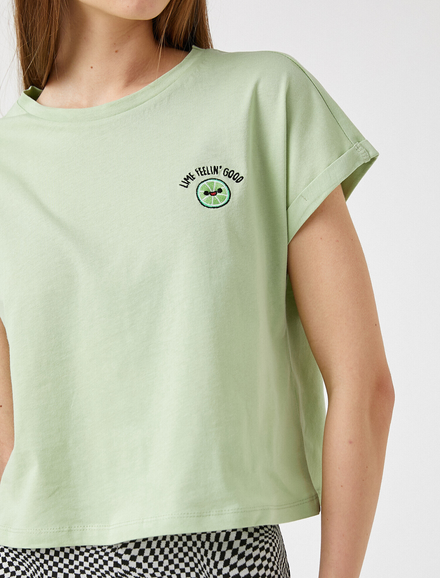   Kısa Kollu Tişört