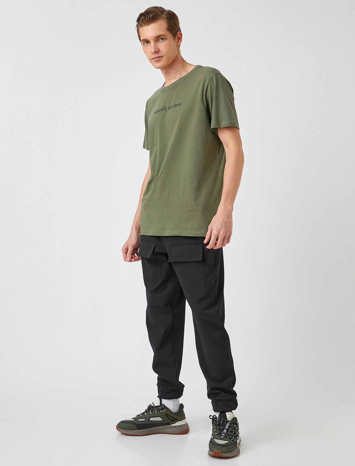   Minimal Baskılı Tişört