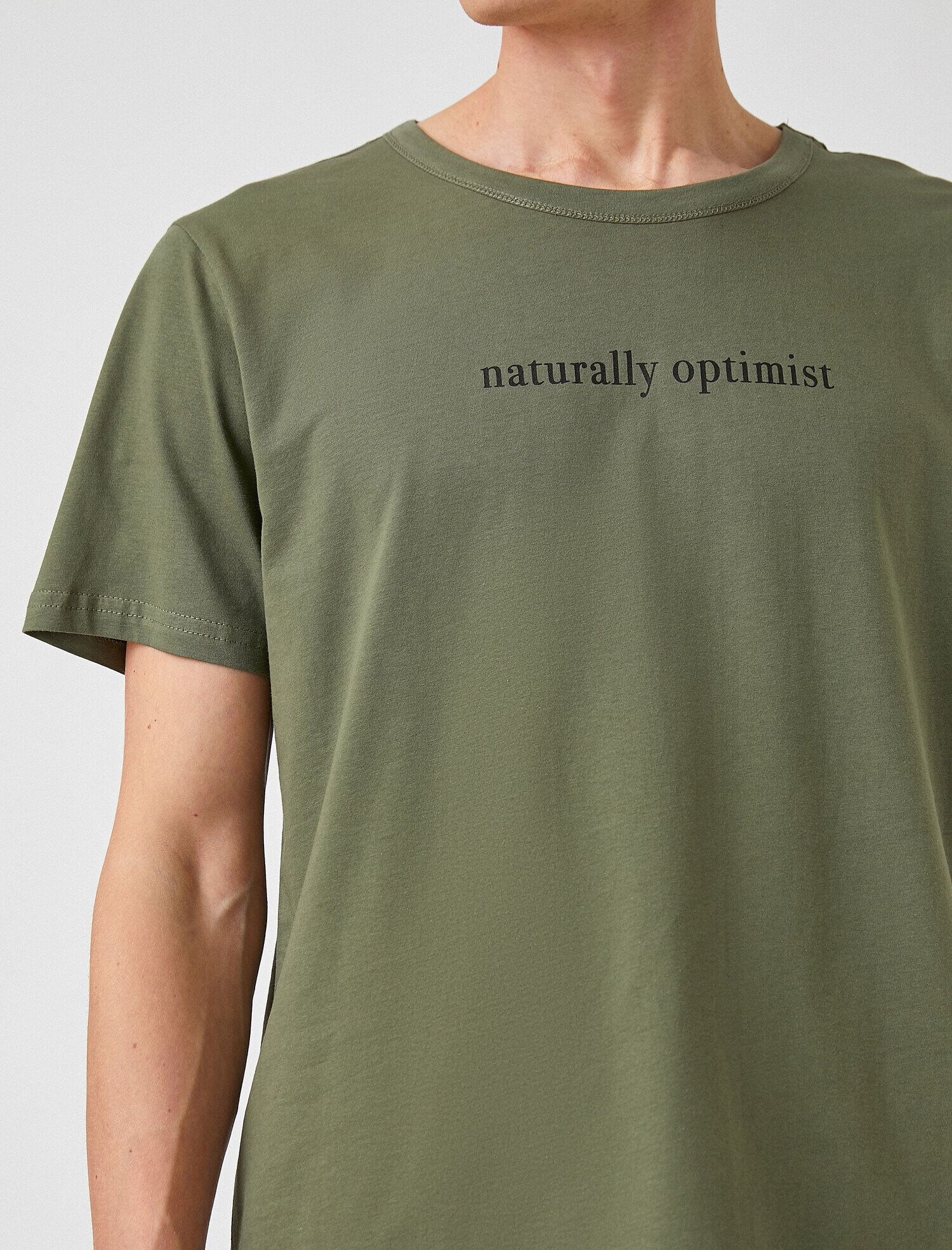   Minimal Baskılı Tişört