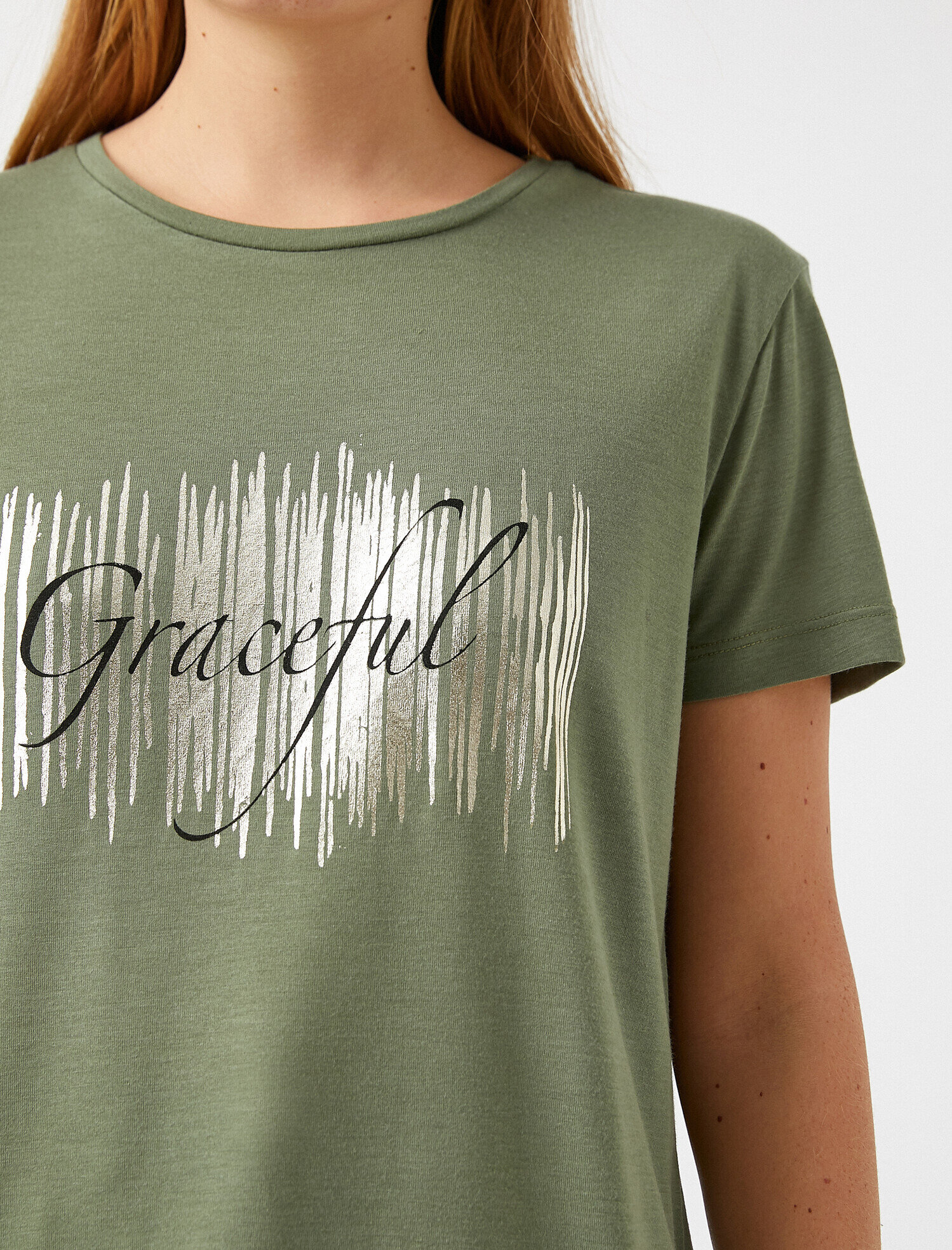   Bisiklet Yaka Kısa Kollu Baskılı Tişört