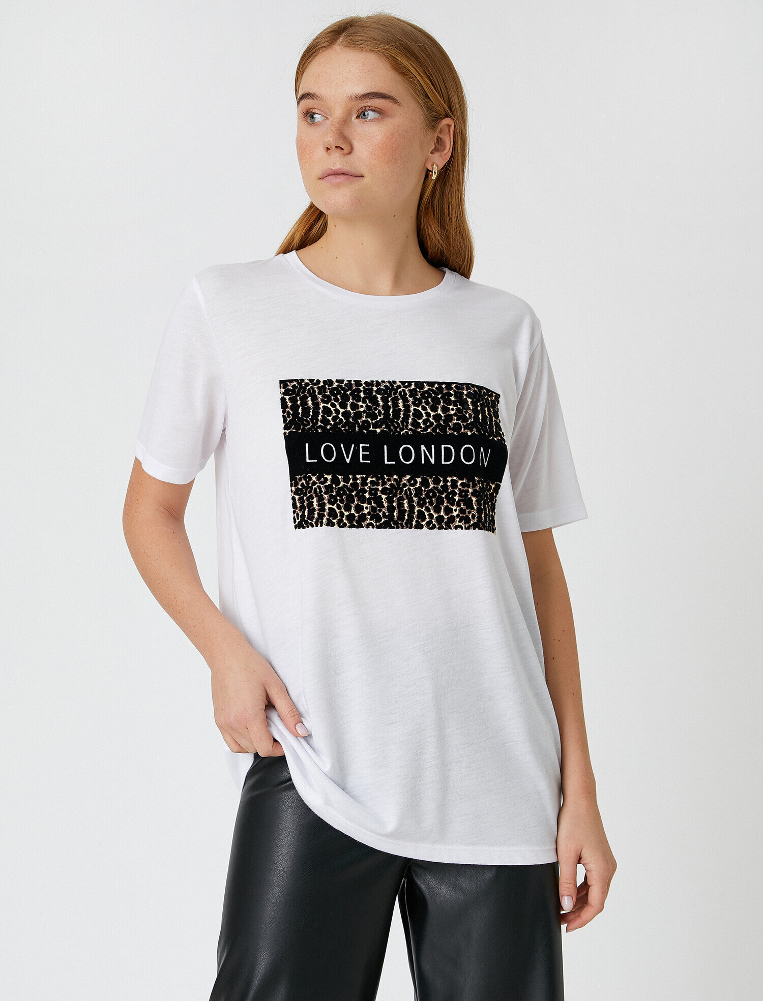   Bisiklet Yaka Kısa Kollu Baskılı Tişört