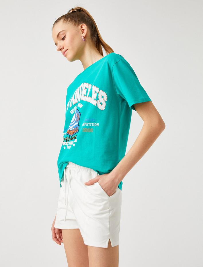  Kısa Kollu Baskılı Tişört