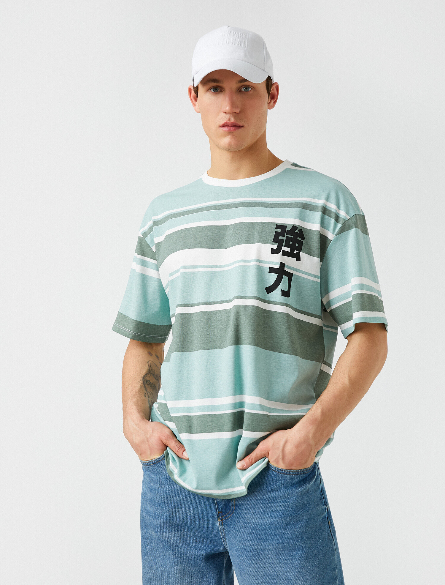   Oversize Japonca Baskılı Tişört