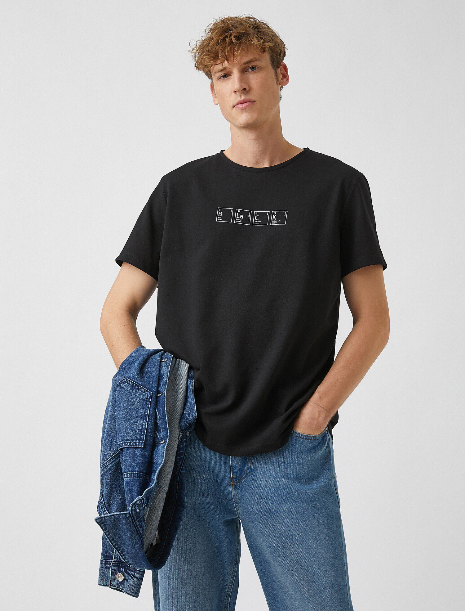   Standart Fit Baskılı Tişört