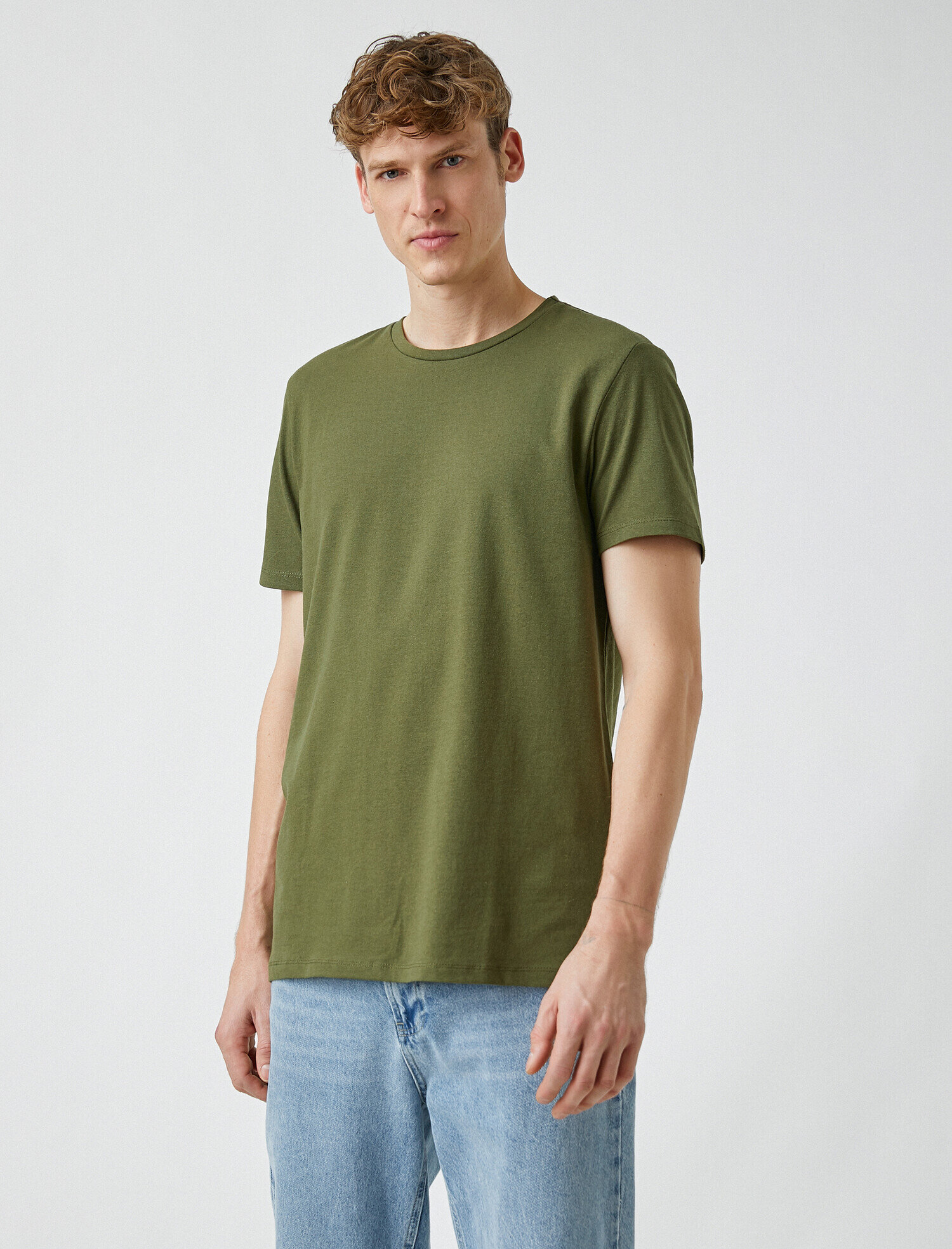 Koton Slim Fit Basic Tişört. 3