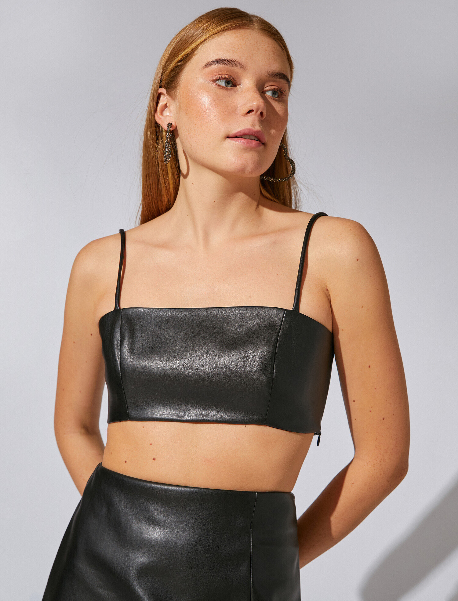   İnce Askılı Crop Top