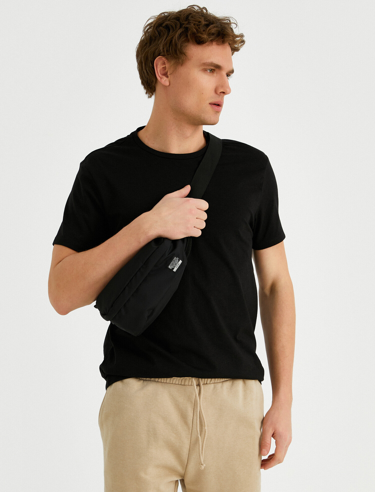   Slim Fit Basic Tişört