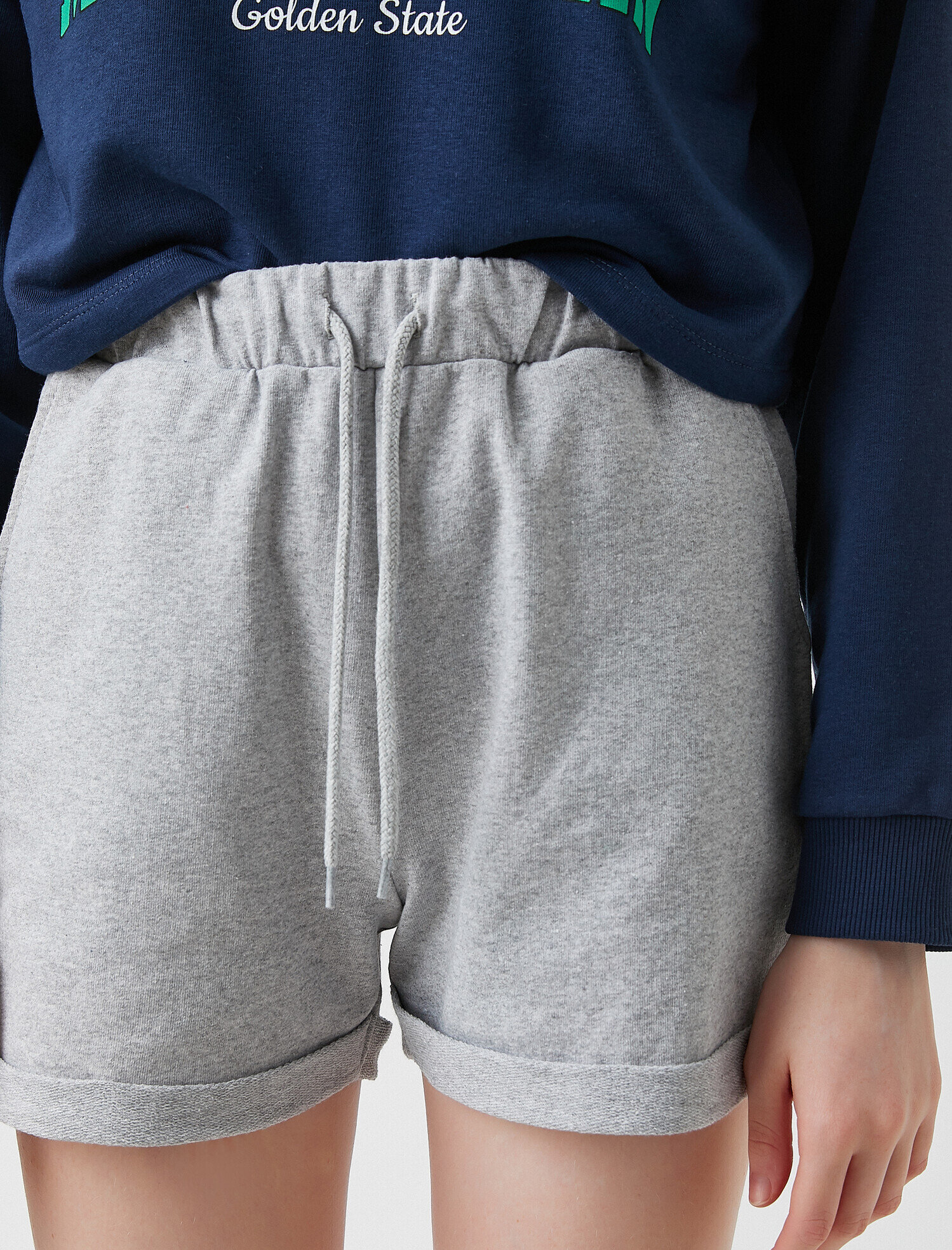   Beli Lastikli Cepli Şort