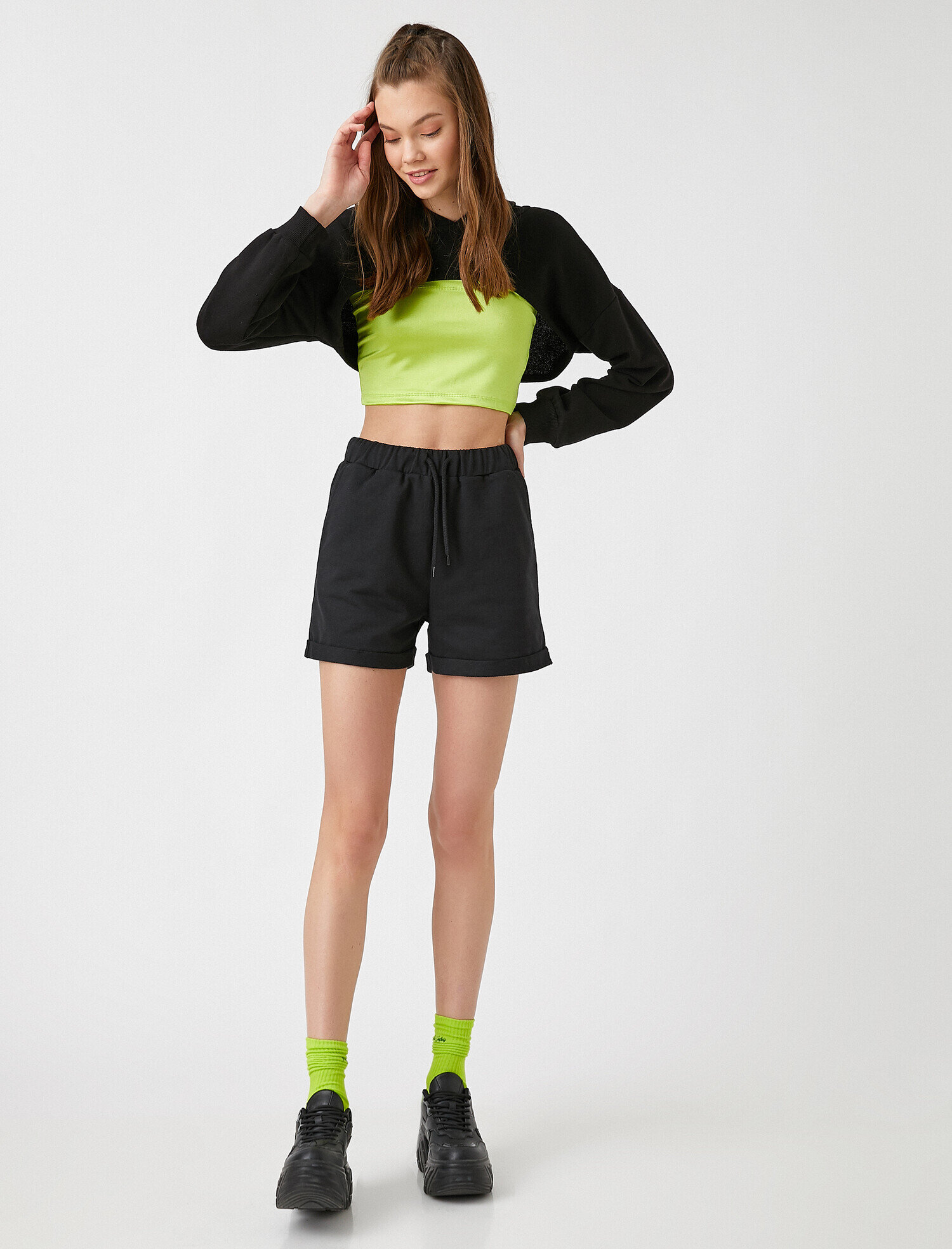   Beli Lastikli Cepli Şort