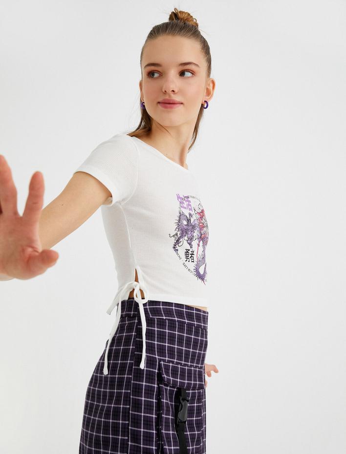  Kısa Kollu Baskılı Tişört