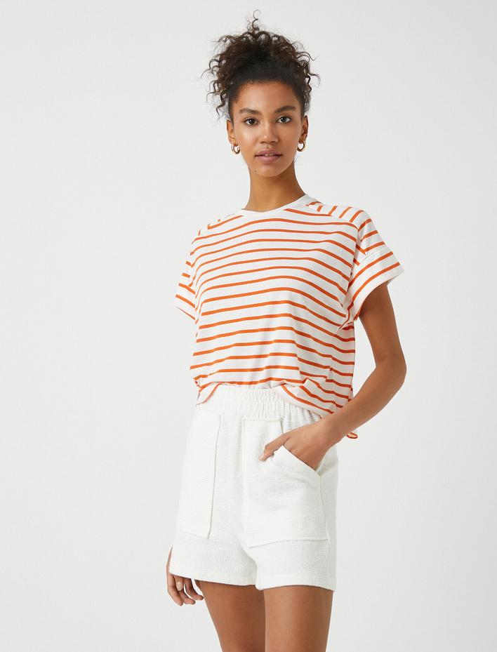  Bisiklet Yaka Kısa Kollu Çizgili Basic Tişört