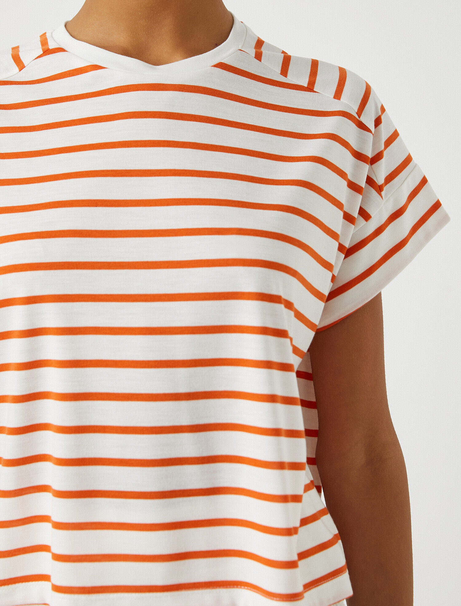   Bisiklet Yaka Kısa Kollu Çizgili Basic Tişört