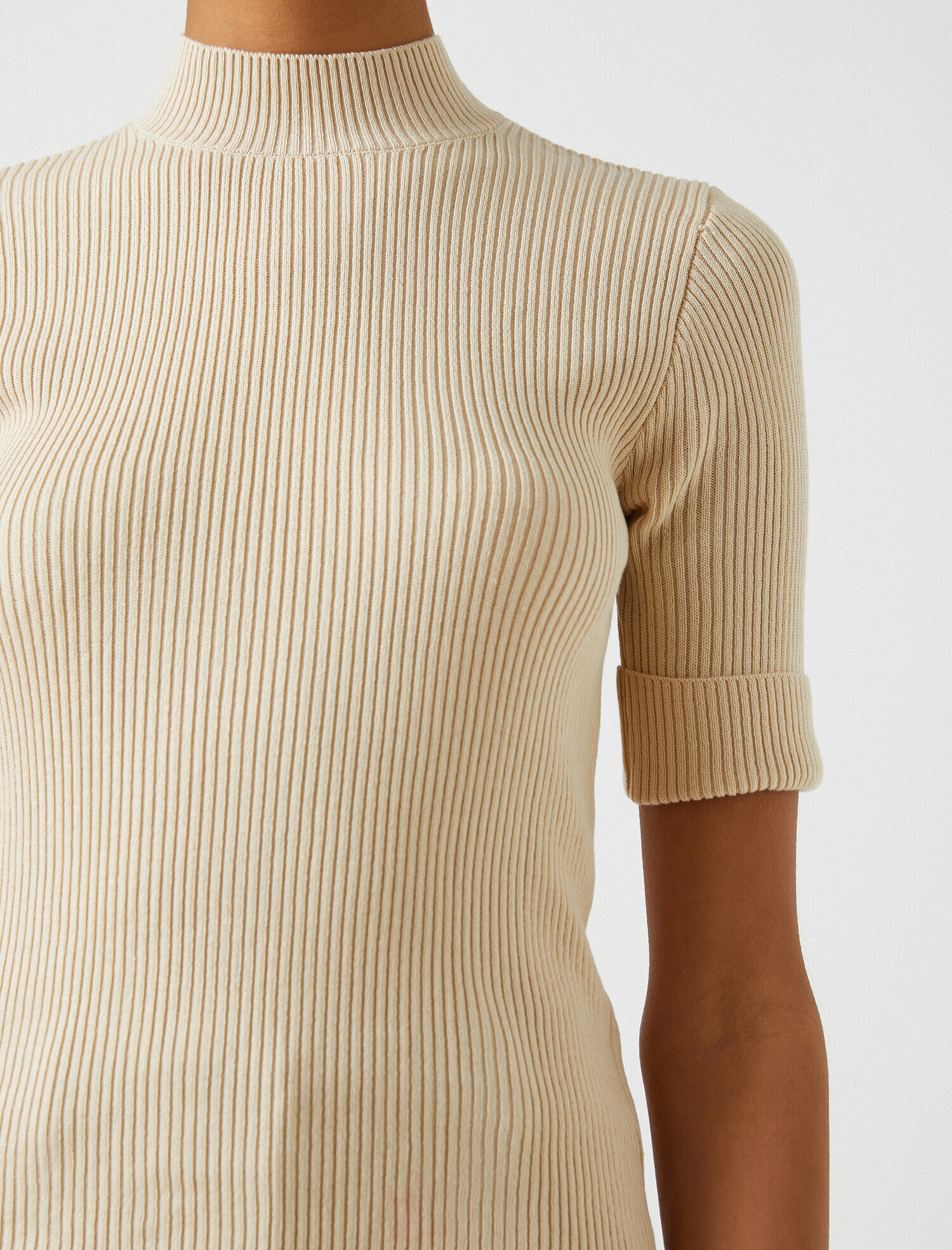   Dik Yaka Kısa Kollu Triko Kazak