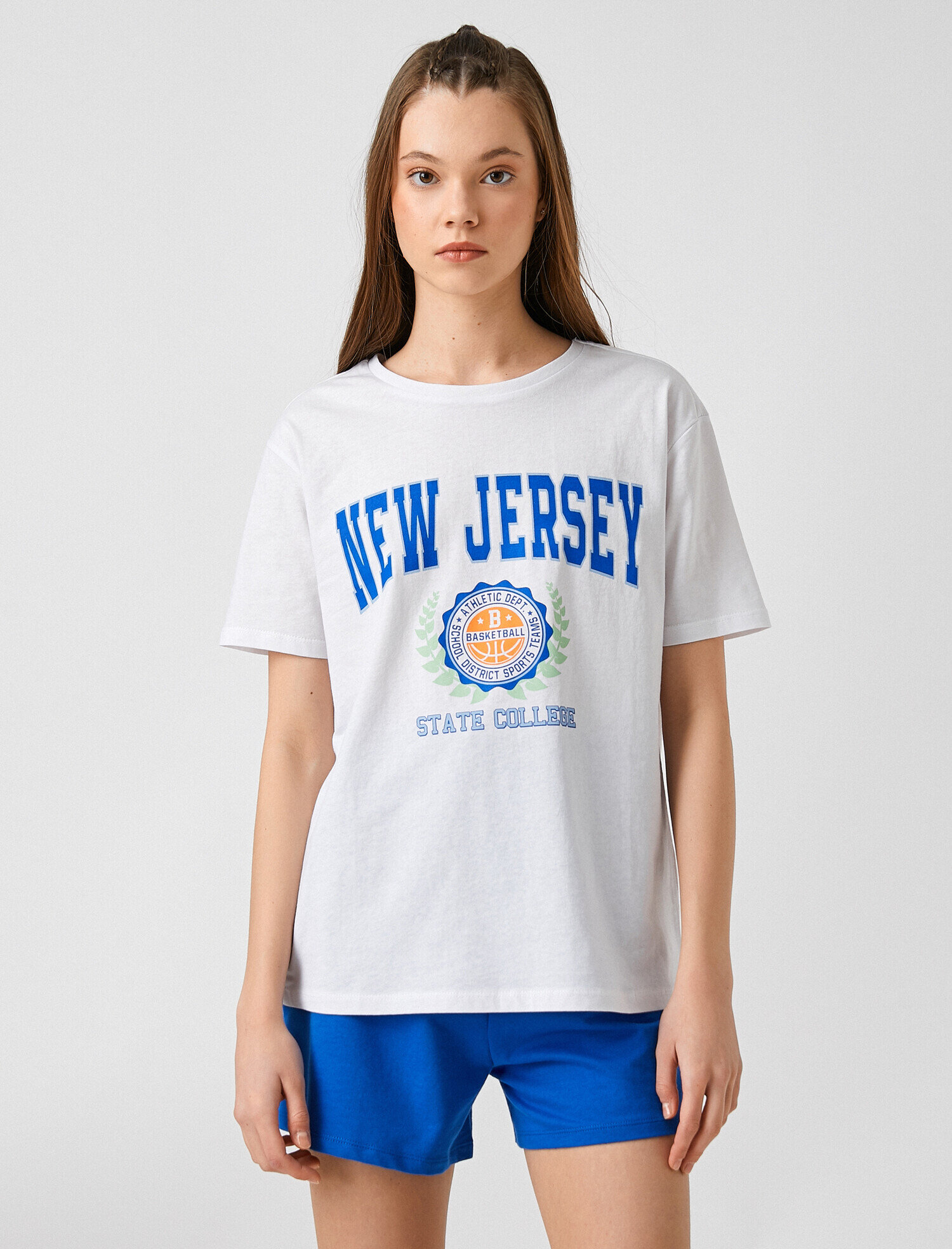   Kısa Kollu Bisiklet Yaka Tişört