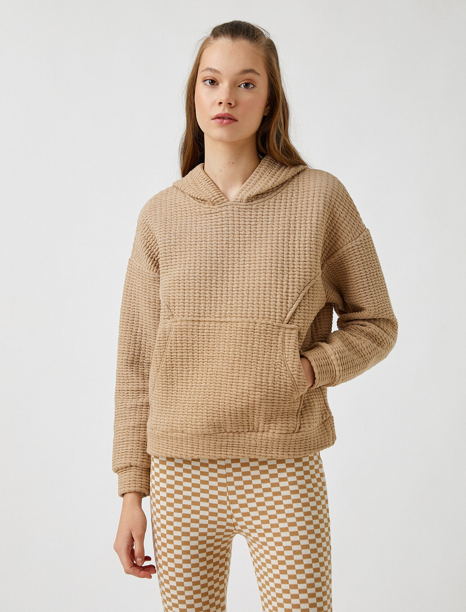 Kapüşonlu Cepli Sweatshirt