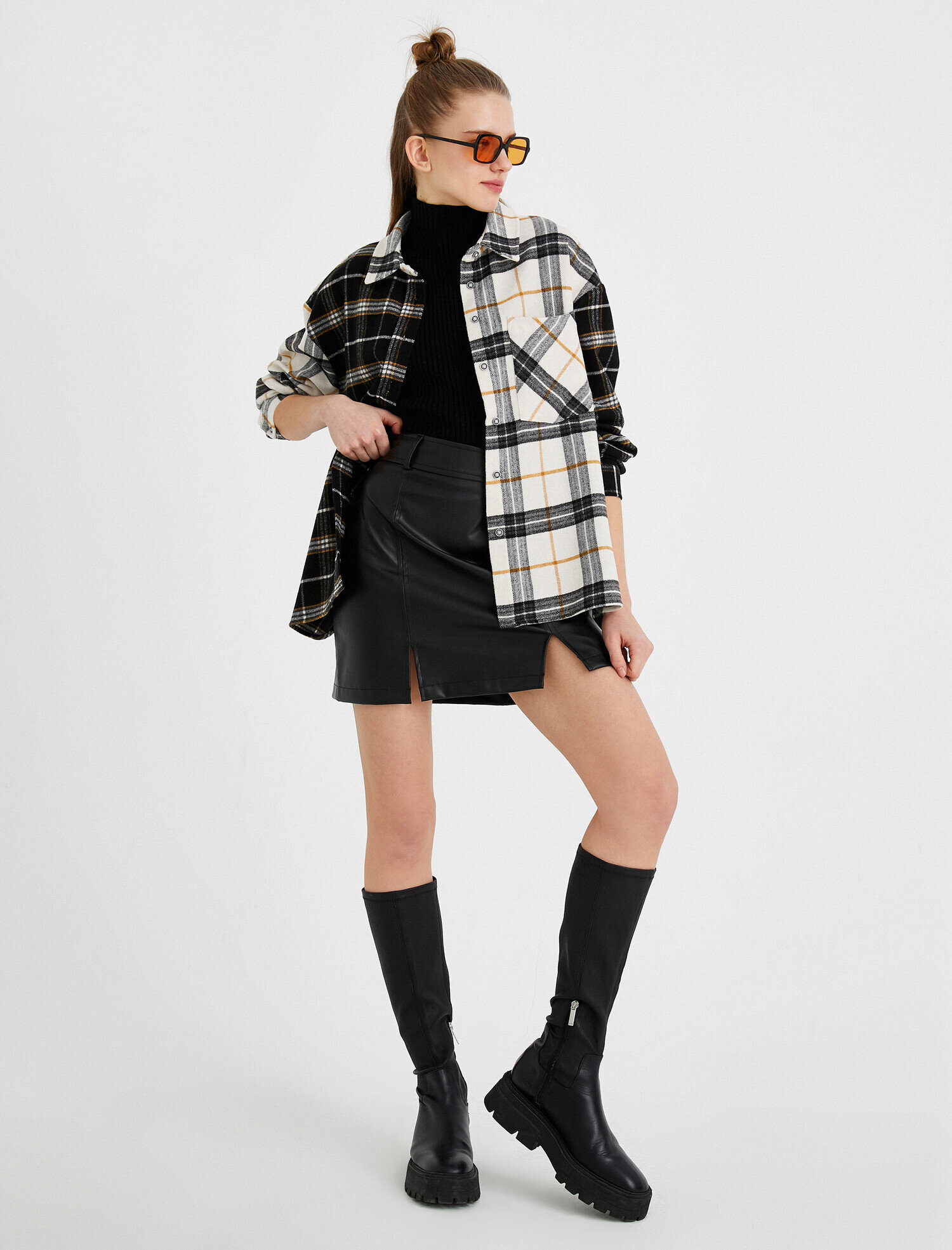   Deri Görünümlü Yüksek Bel Mini Etek