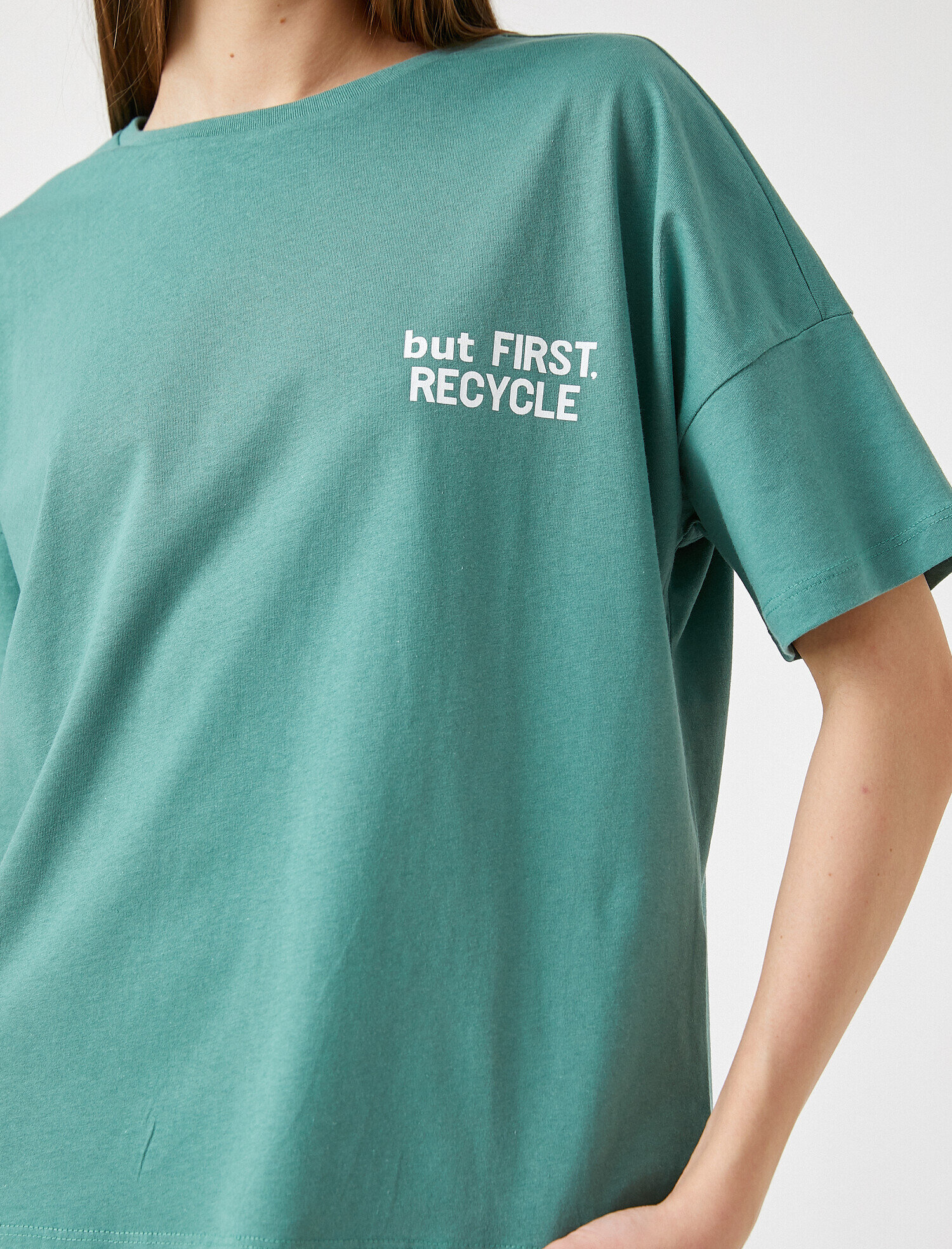   Bisiklet Yaka Kısa Kollu Tişört