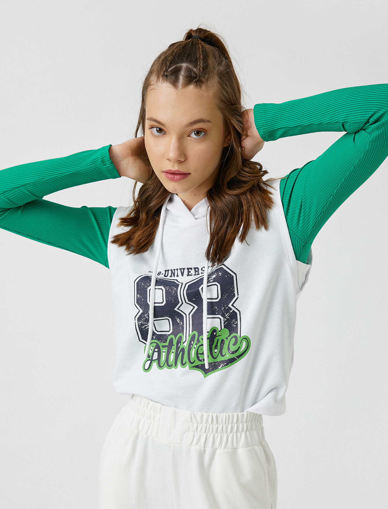   Kapüşonlu Baskılı Atlet