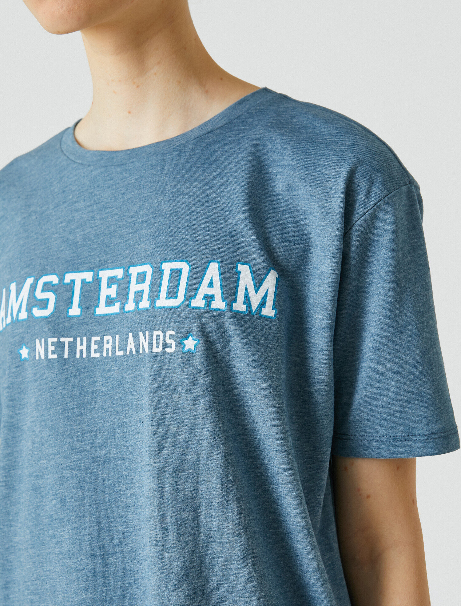   Kısa Kollu Tişört