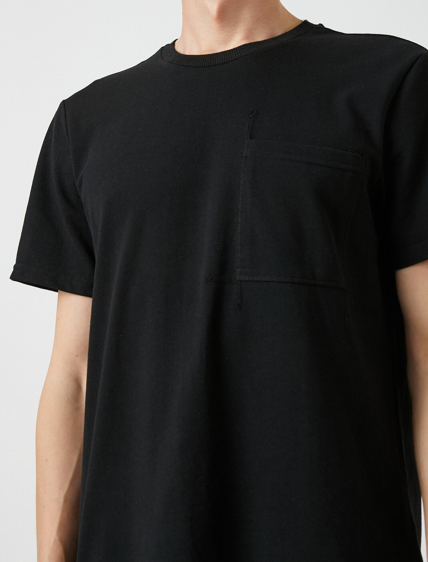   Standart Fit Basic Tişört