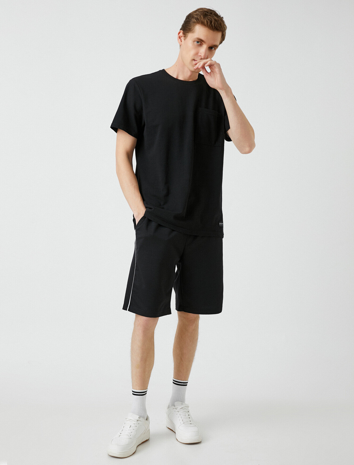   Standart Fit Basic Tişört