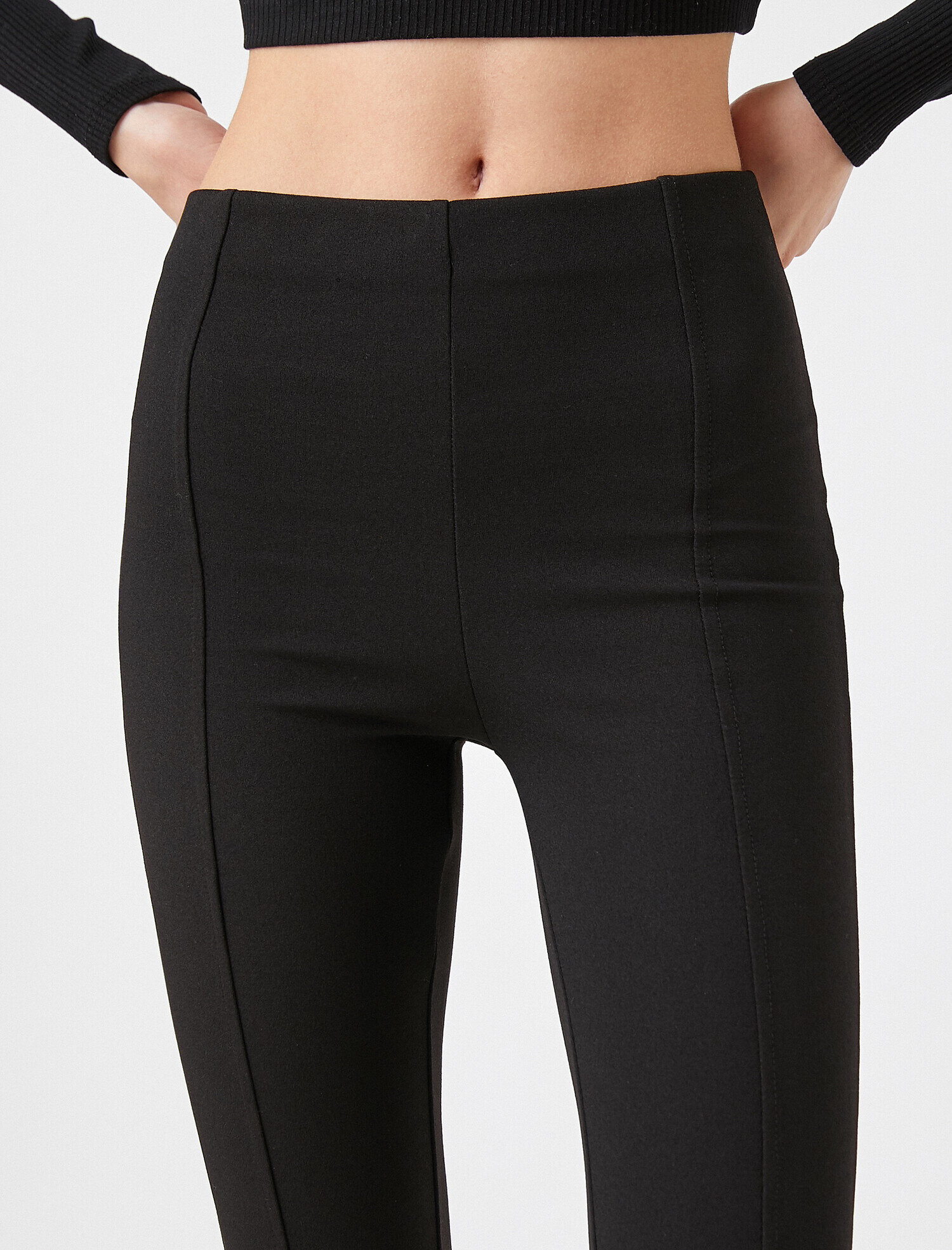   Paçası Yırtmaçlı İspanyol Paça Pantolon