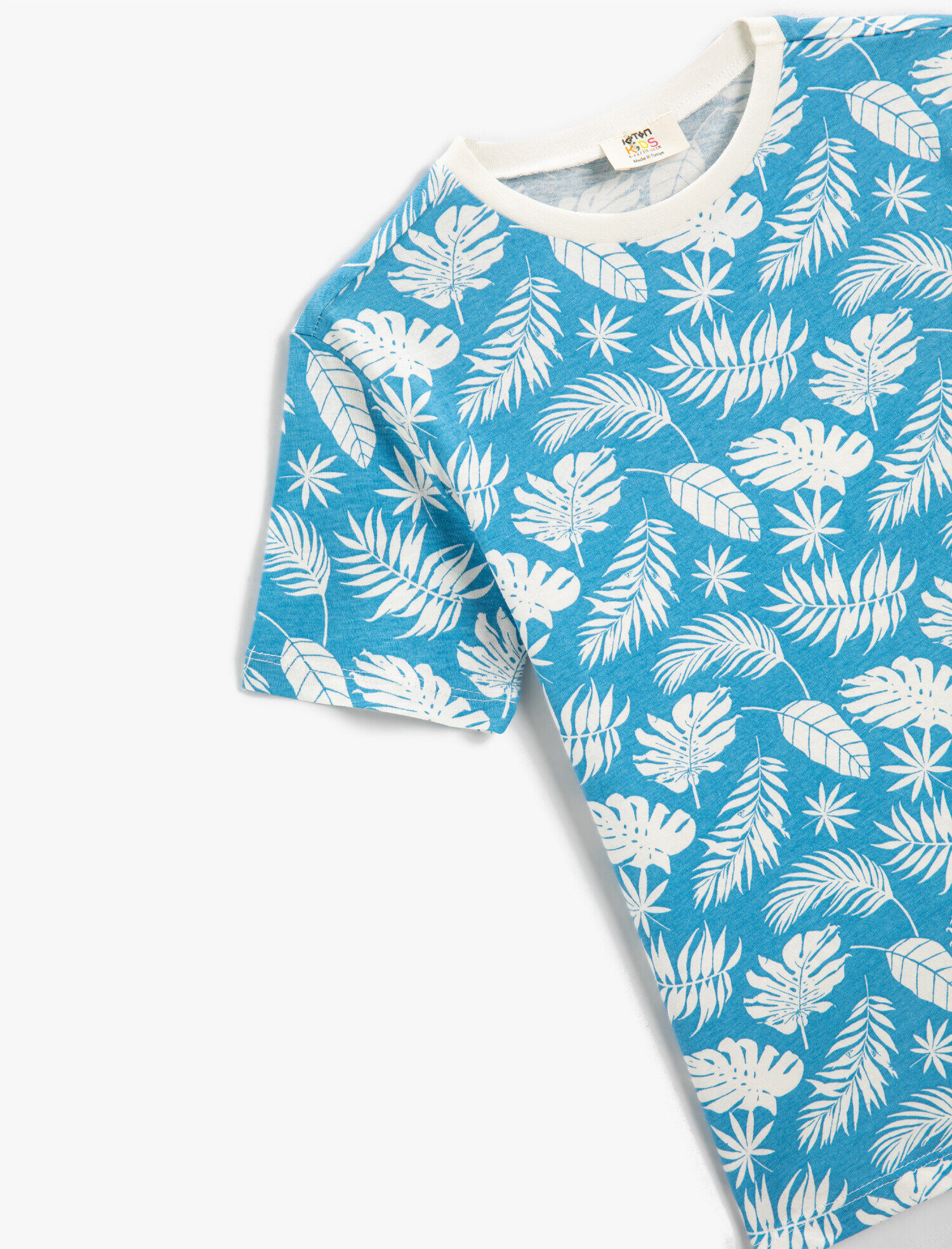  Erkek Çocuk Yaprak Baskılı Kısa Kollu Tişört Pamuklu