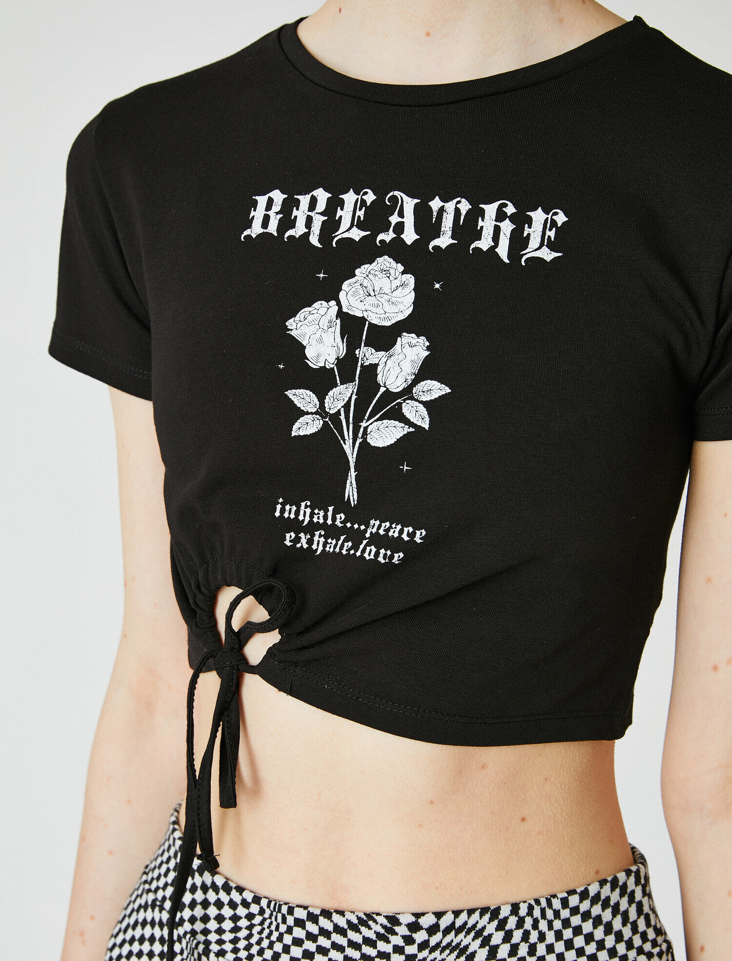   Kısa Kollu Crop Tişört