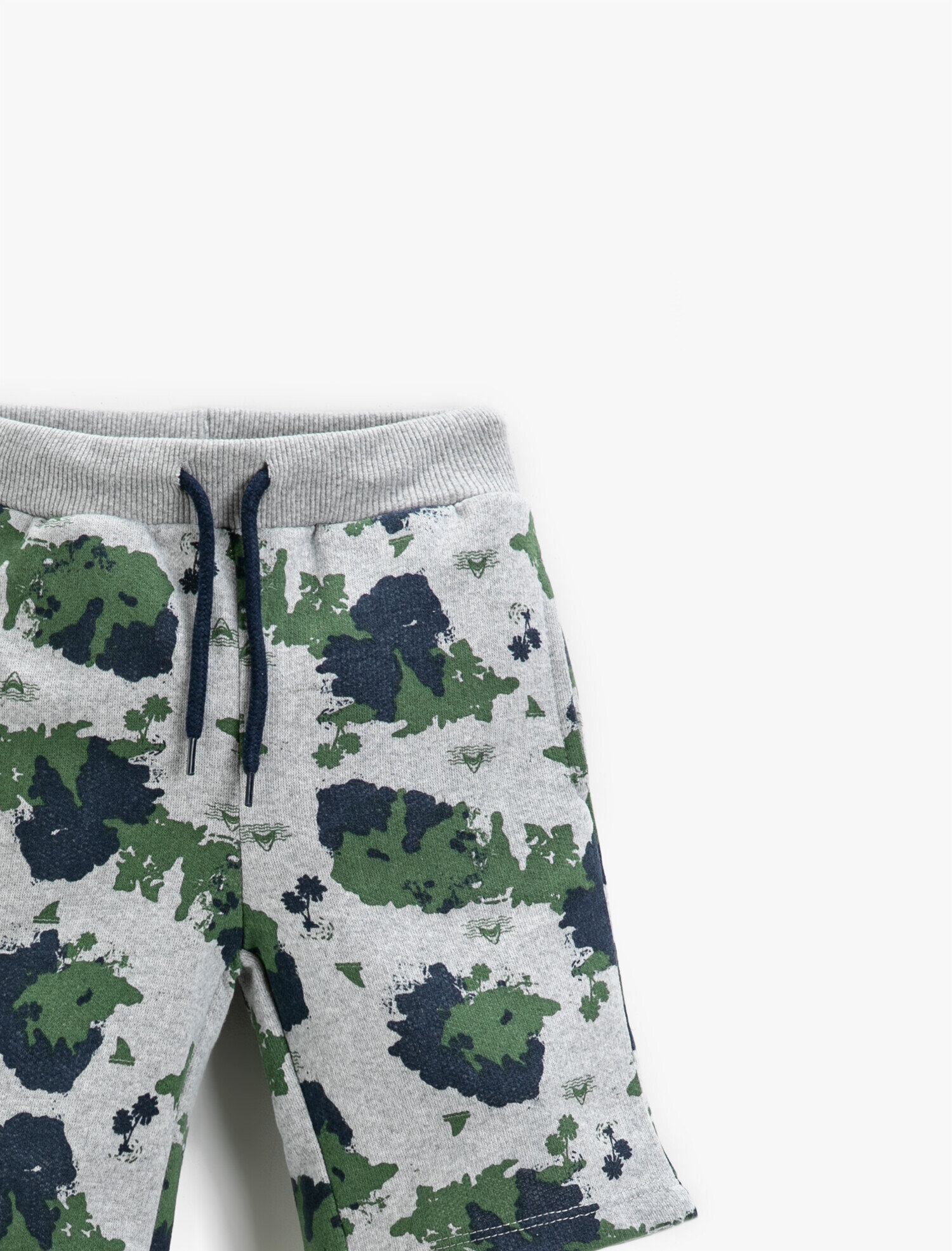  Erkek Çocuk Tropik Baskılı Şort Beli Bağlamalı