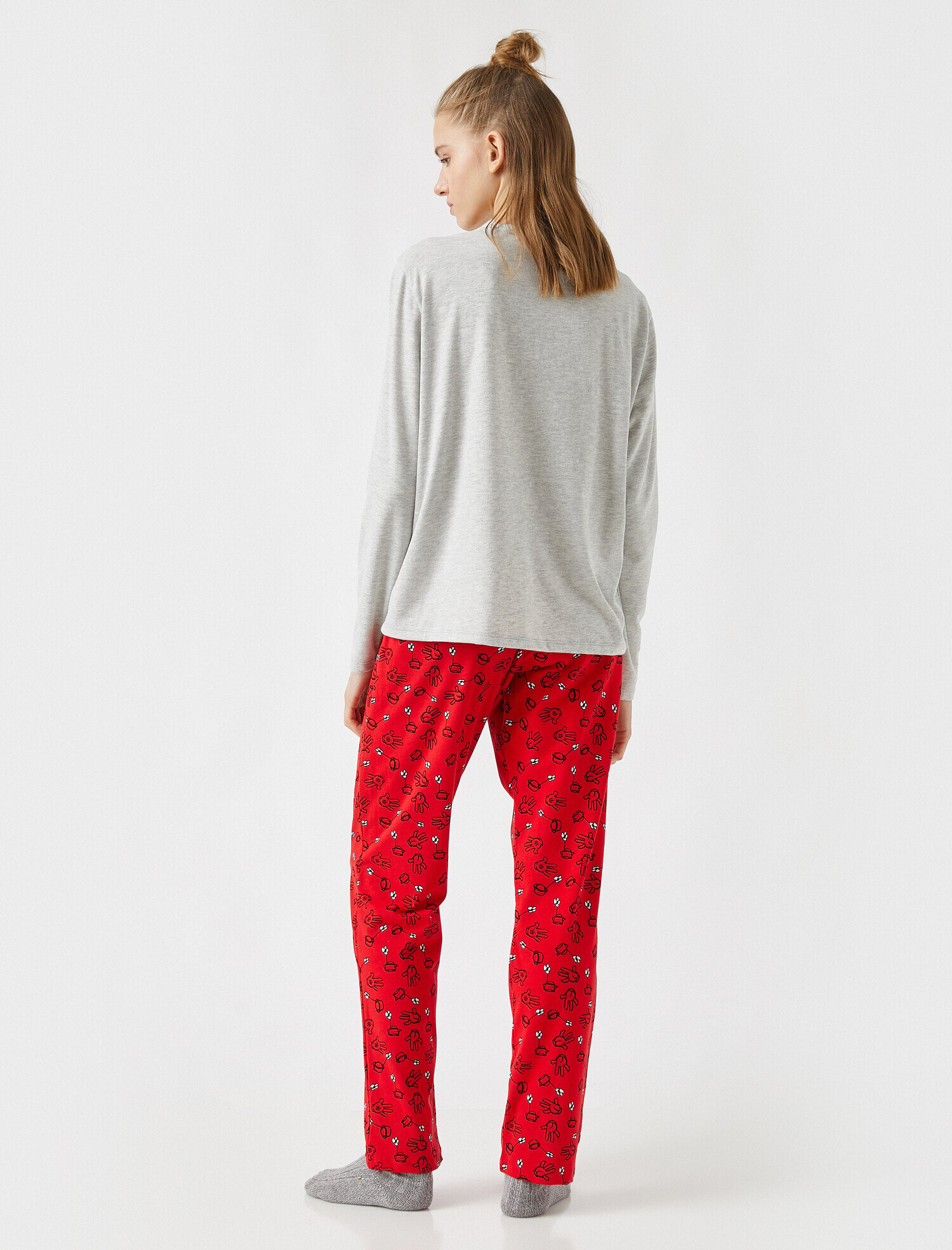 Mickey Mouse Lisanslı Uzun Kollu Pijama Takımı