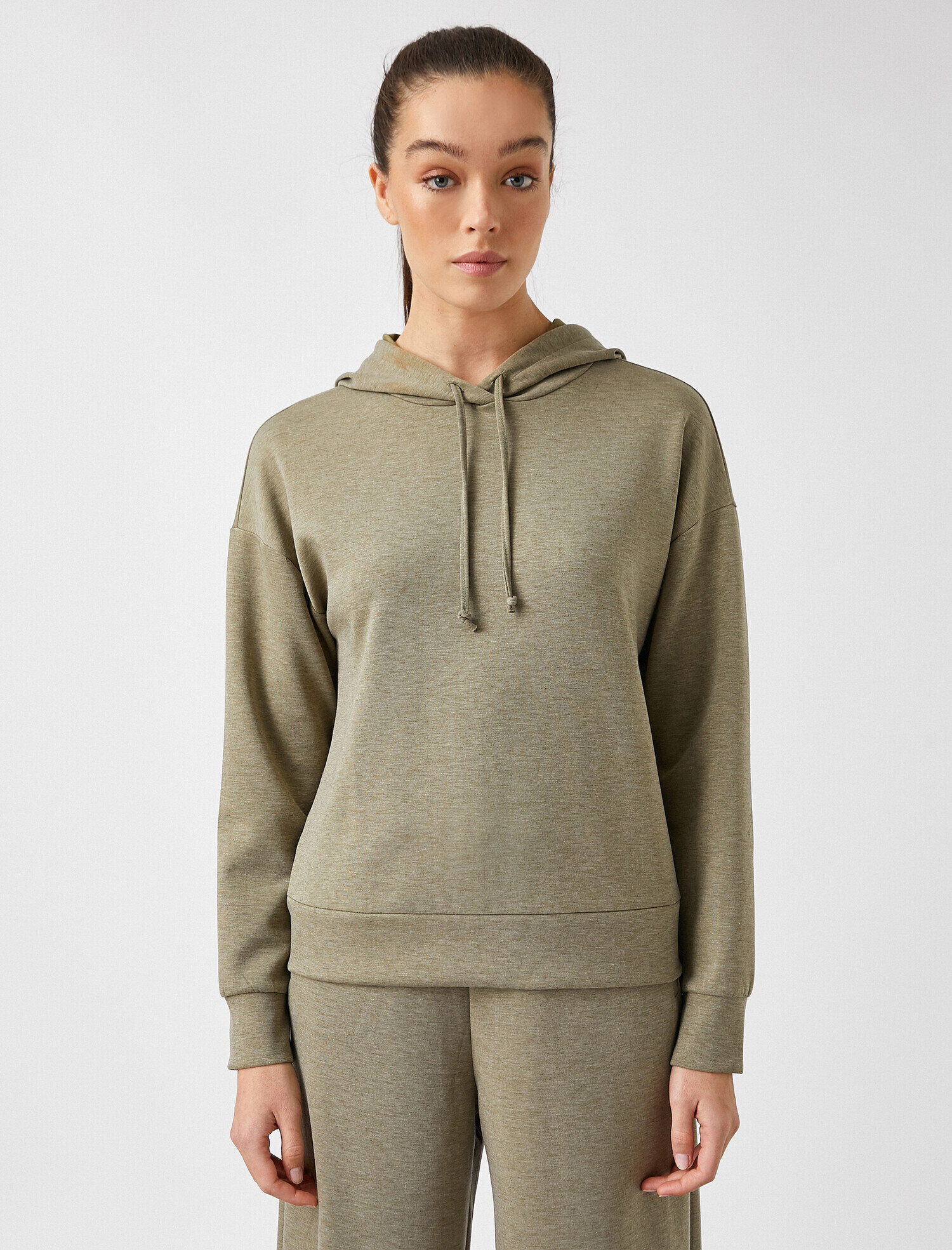   Kapüşonlu Spor Sweatshirt