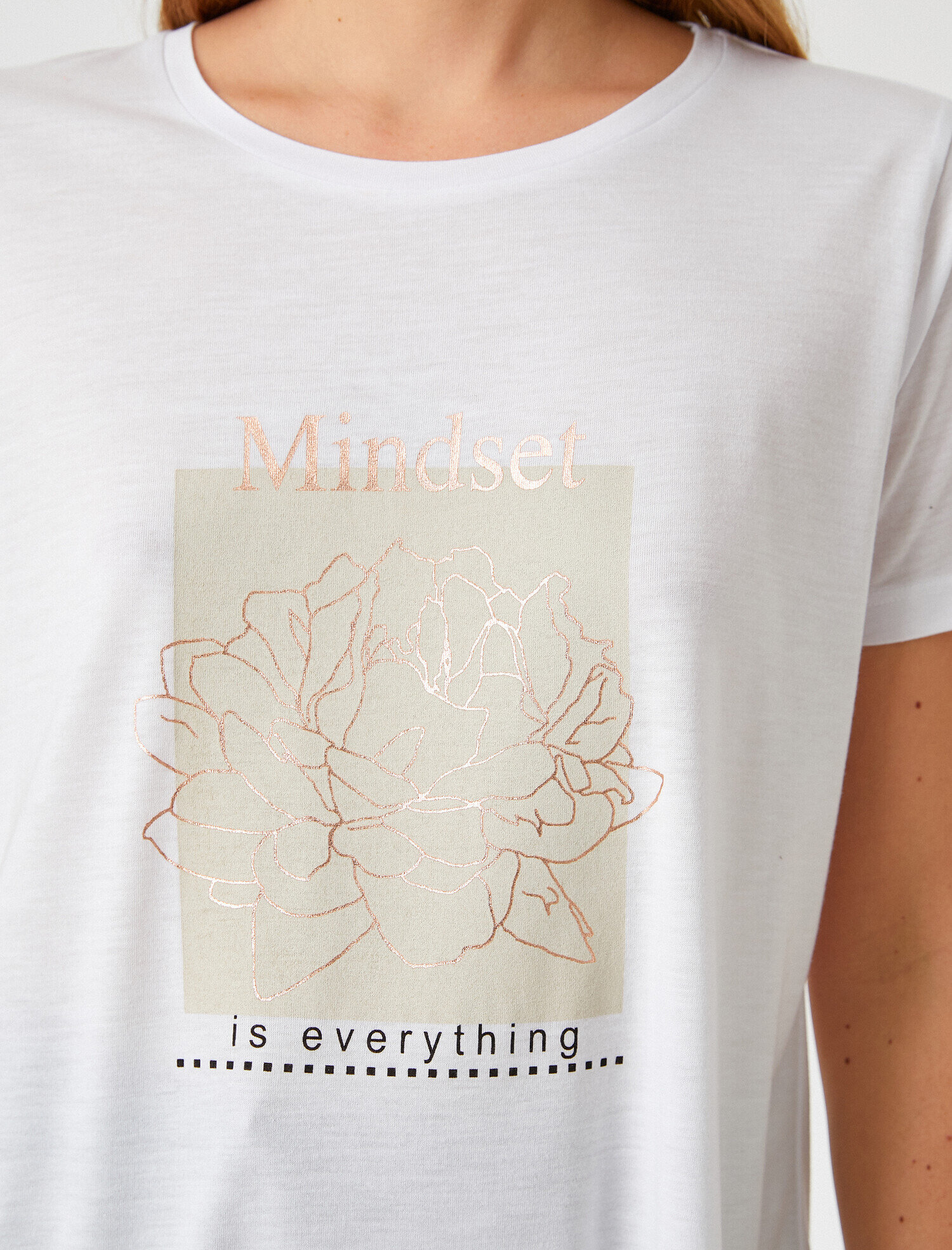   Bisiklet Yaka Kısa Kollu Baskılı Tişört