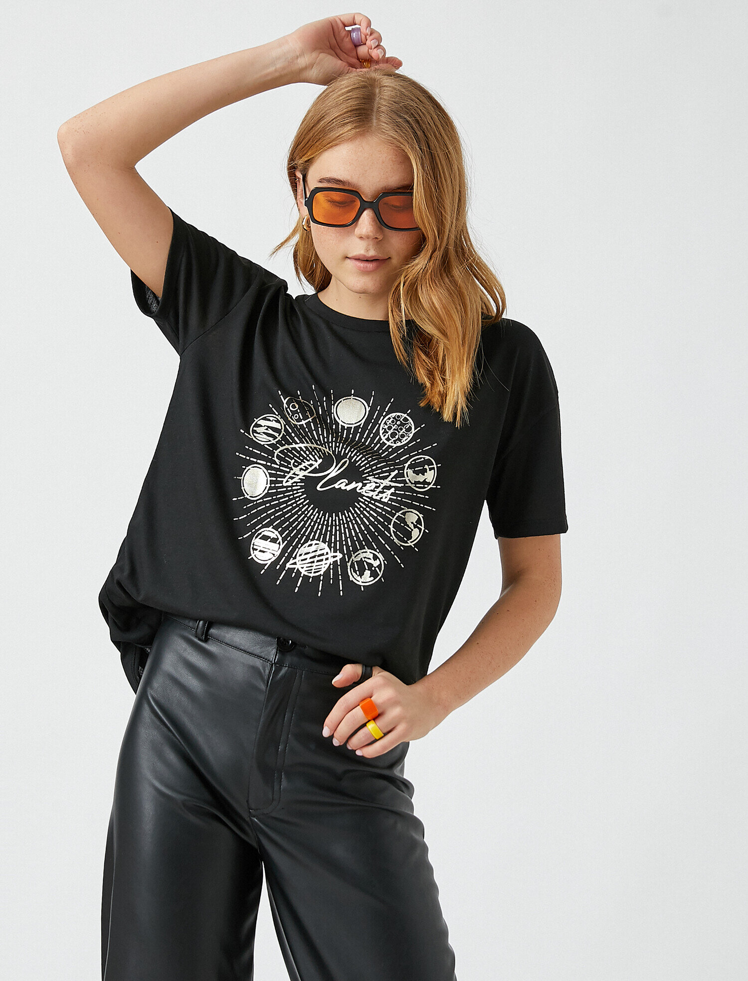   Bisiklet Yaka Kısa Kollu Baskılı Tişört