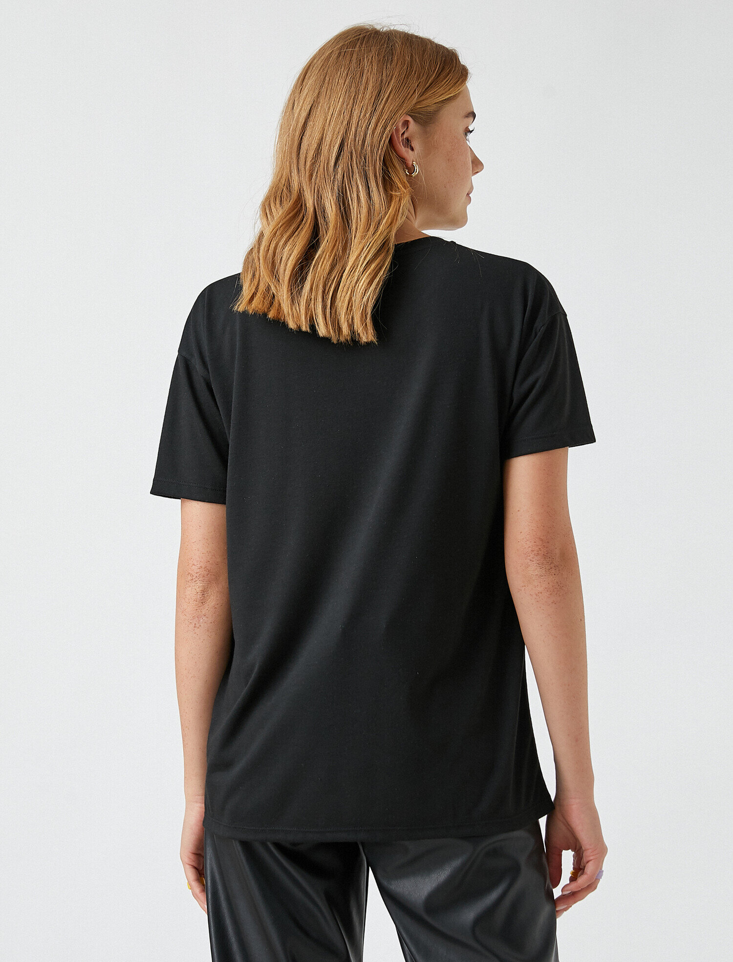   Bisiklet Yaka Kısa Kollu Baskılı Tişört