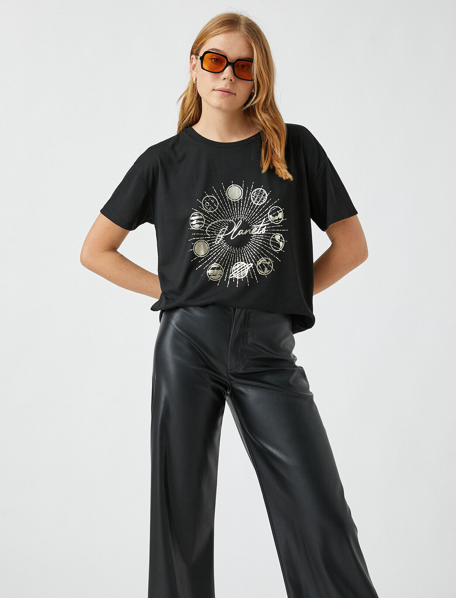   Bisiklet Yaka Kısa Kollu Baskılı Tişört