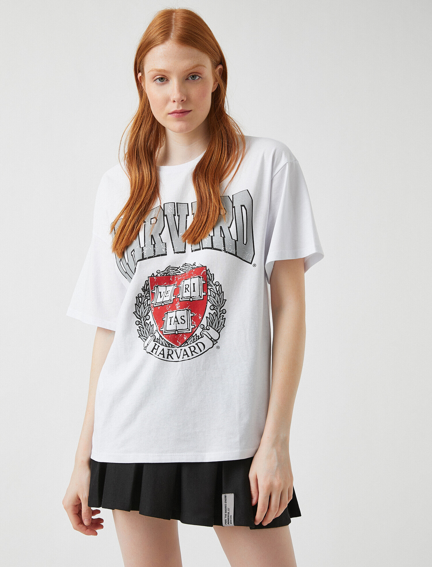   Harvard Baskılı Lisanslı Kısa Kollu Tişört