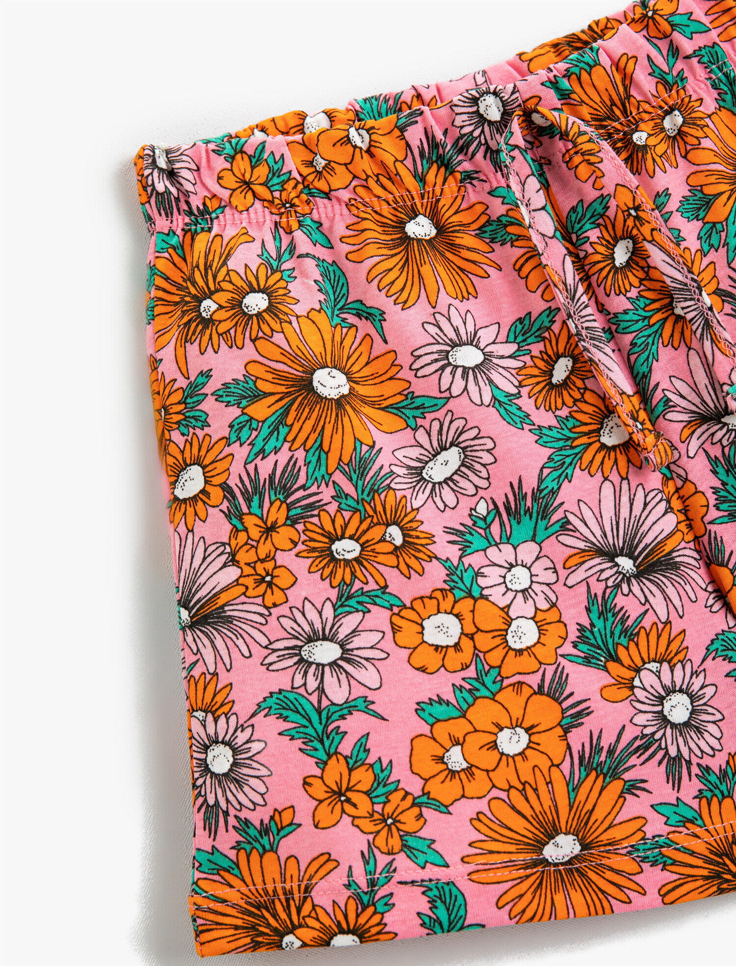  Kız Çocuk Çiçekli Beli Bağcıklı Şort Pamuklu