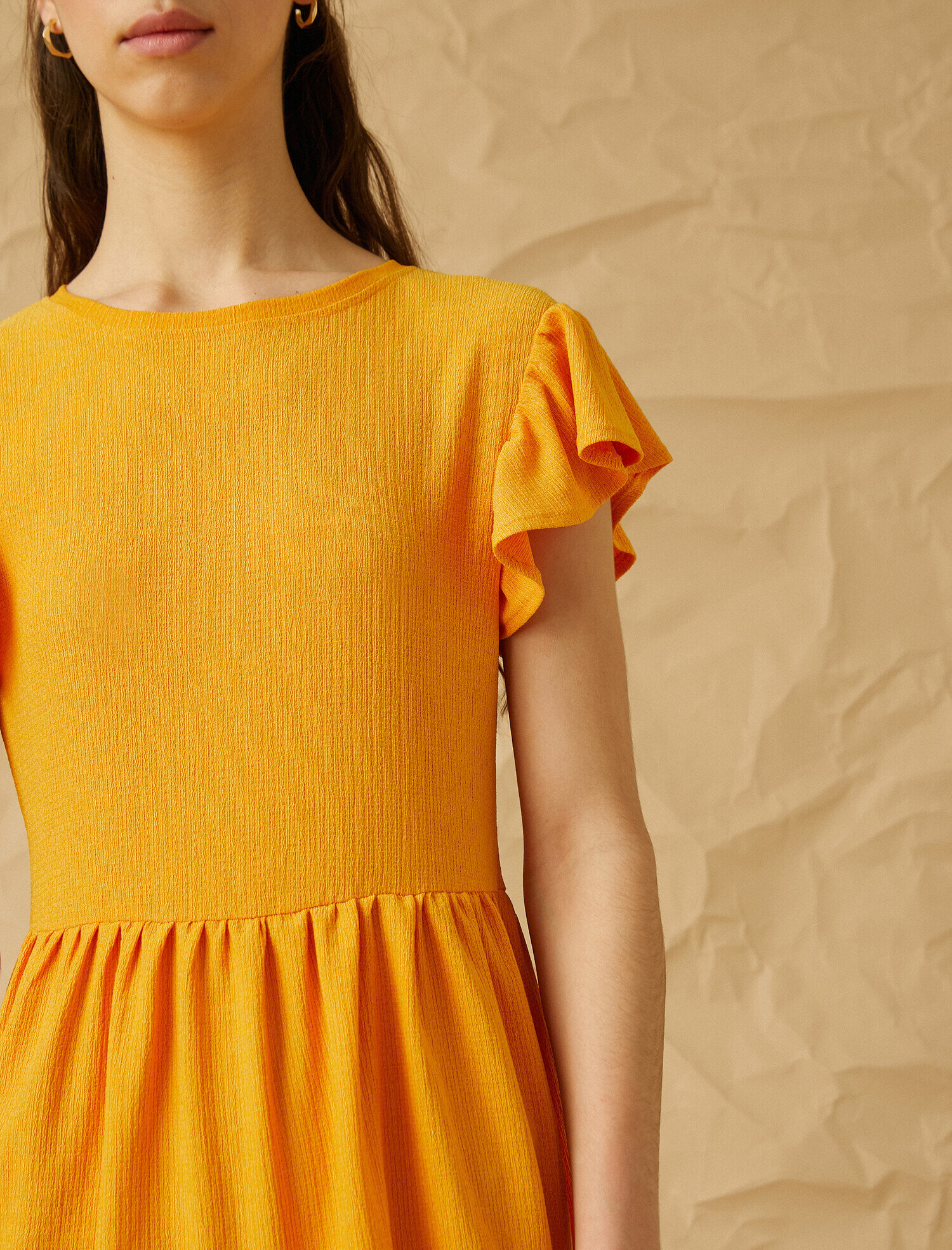   Bisiklet Yaka Fırfırlı Kısa Kollu Elbise