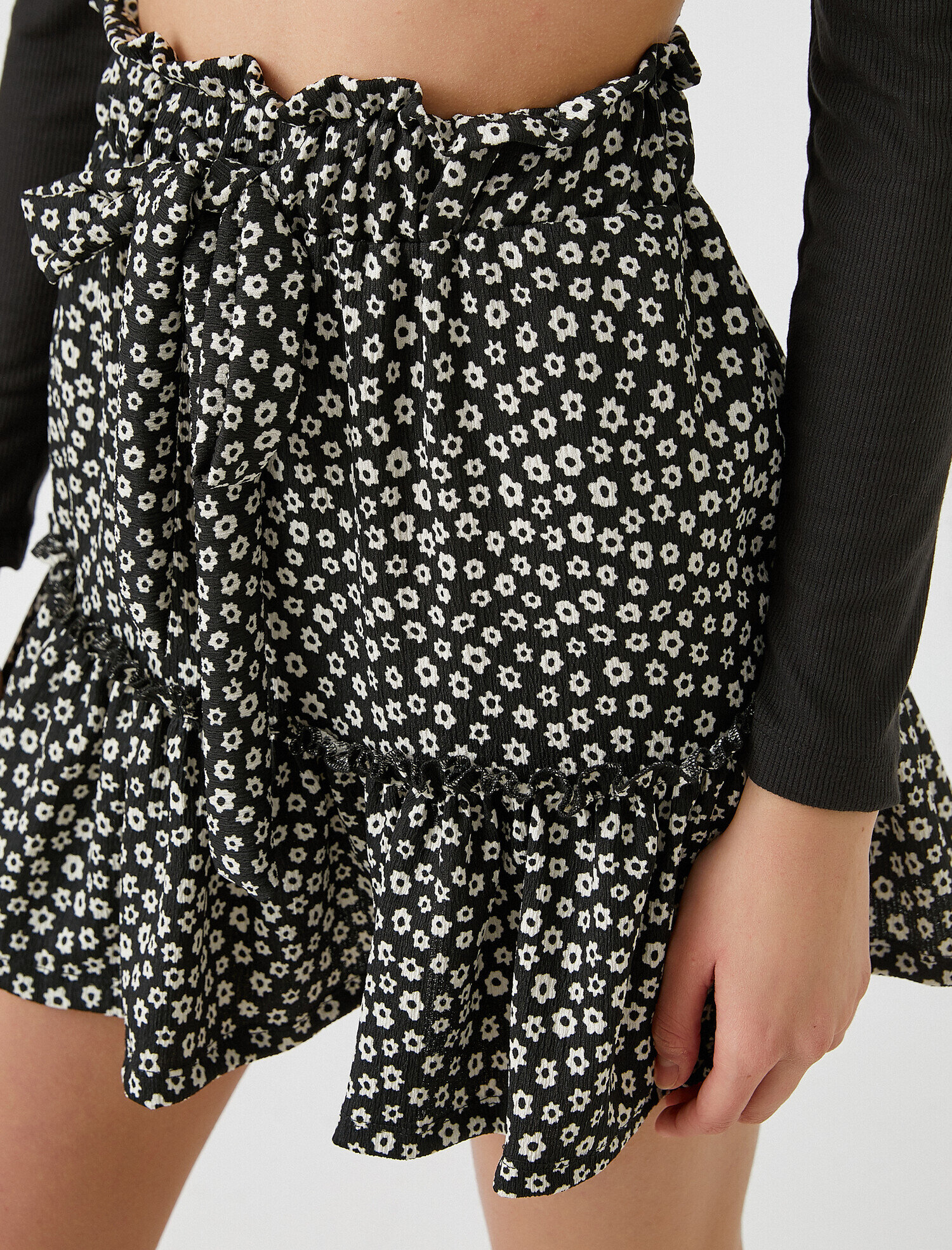   Çiçekli Fırfırlı Mini Etek