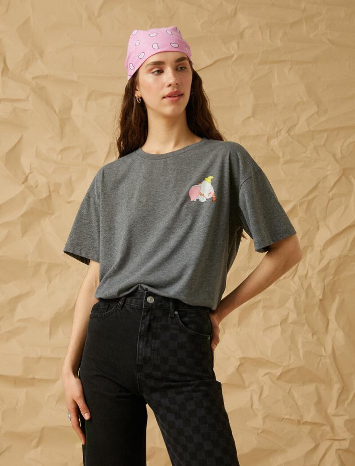  Disney Lisanslı Bisiklet Yaka Kısa Kollu Baskılı Tişört