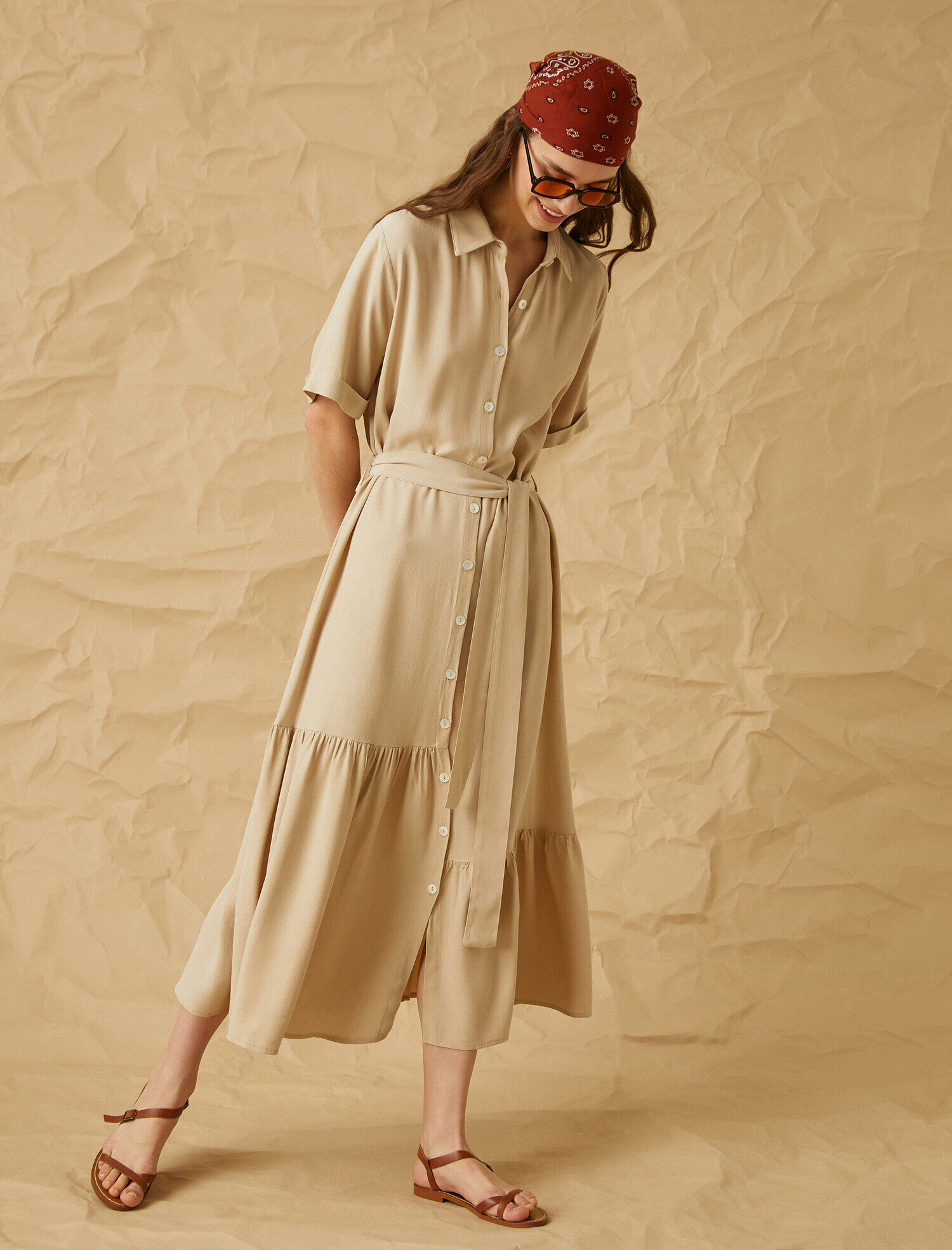   Kısa Kollu Viskon Elbise Beli Bağlamalı Düğmeli