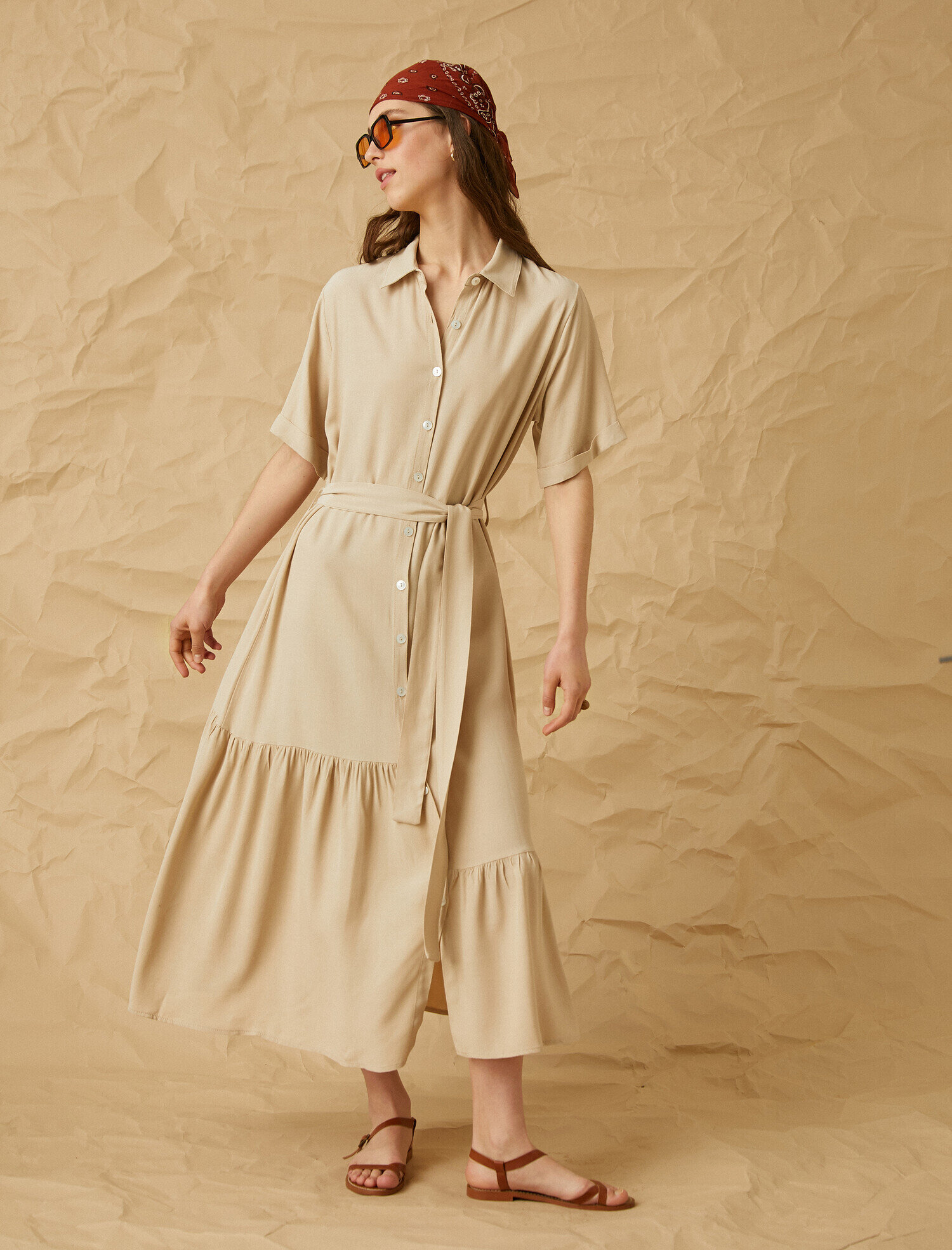   Kısa Kollu Viskon Elbise Beli Bağlamalı Düğmeli