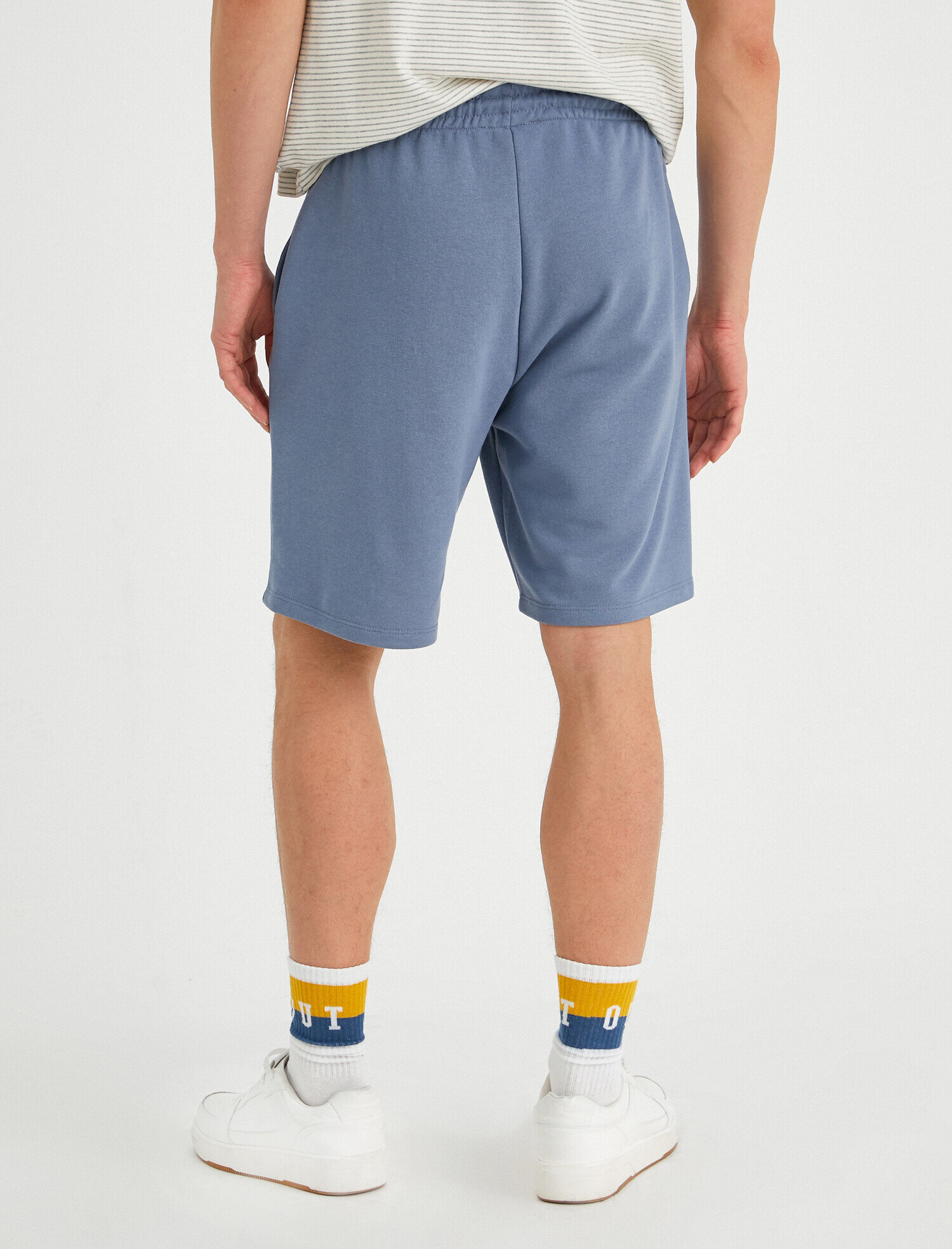   Dar Kesim Şort Beli Bağcıklı