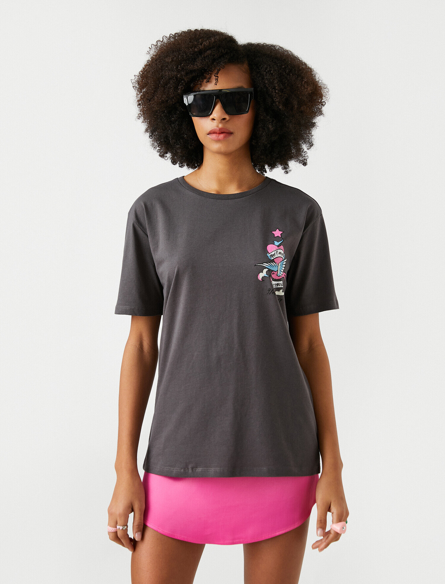   Kısa Kollu Bisiklet Yaka Tişört